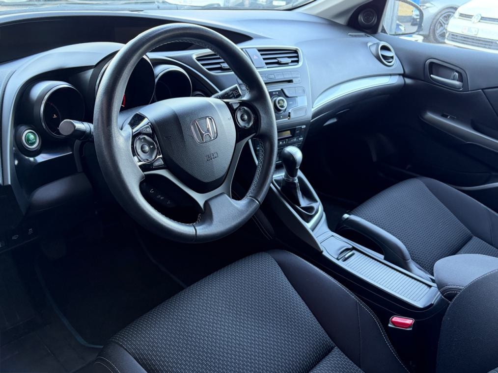 HONDA Civic 1.4 i-VTEC Comfort-image-3