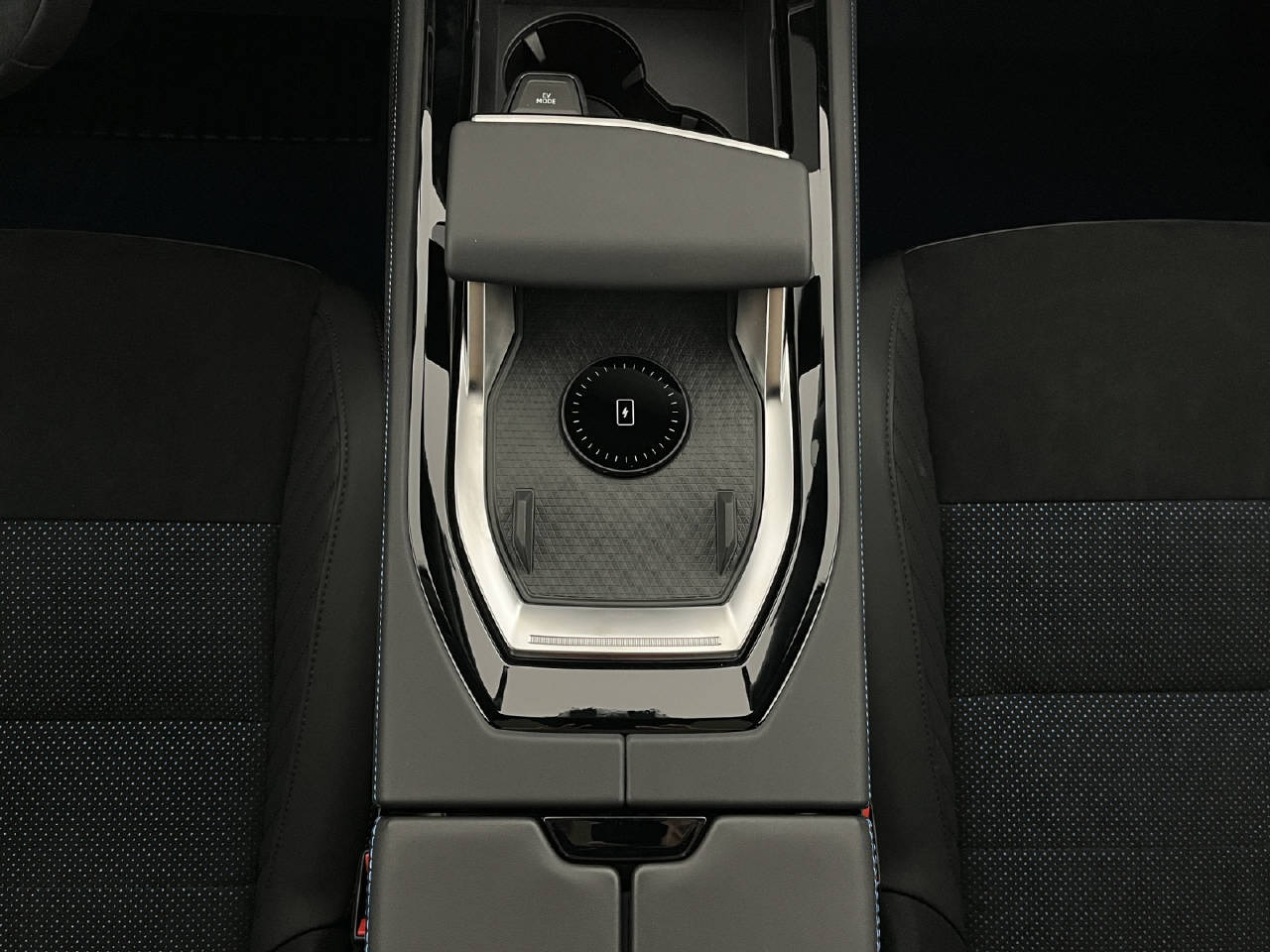 RENAULT Rafale 1.2 E-Tech Plug-in Atelier Alpine-image-13