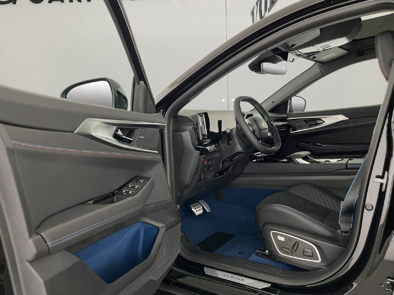 RENAULT Rafale 1.2 E-Tech Plug-in Atelier Alpine-image-6