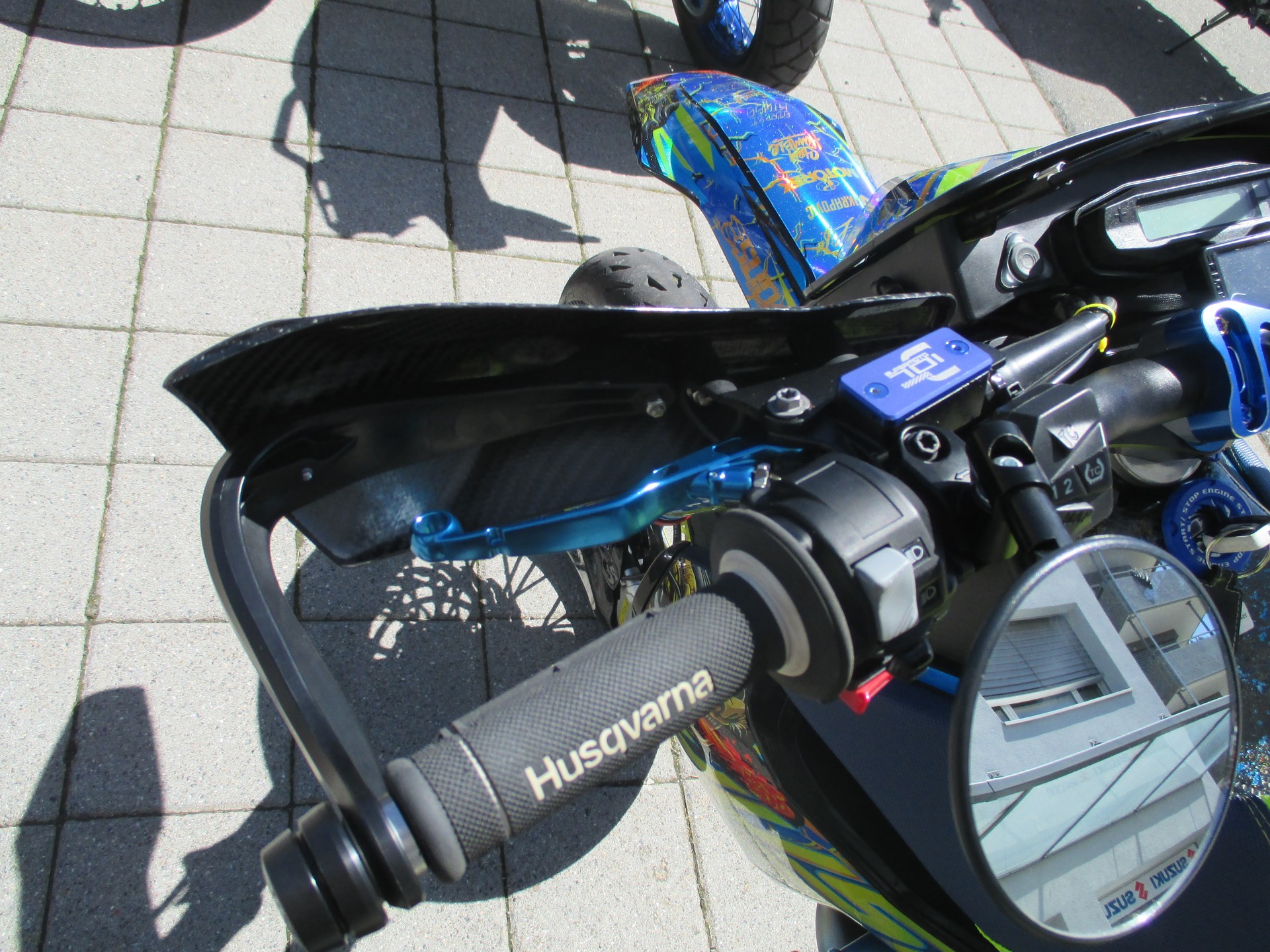 HUSQVARNA 701 Supermoto-image-5