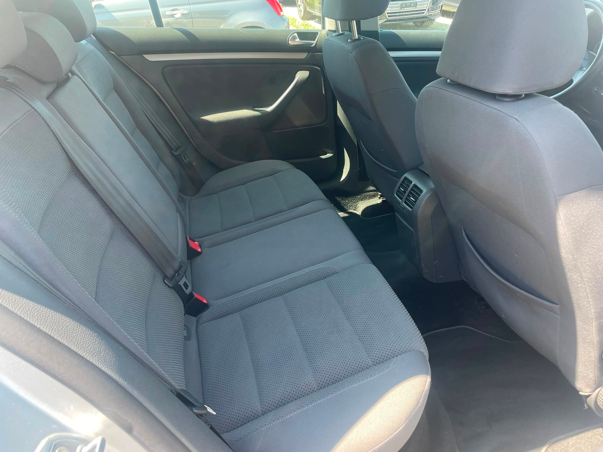 VW Golf 1.4 TSI Trendline DSG-image-7