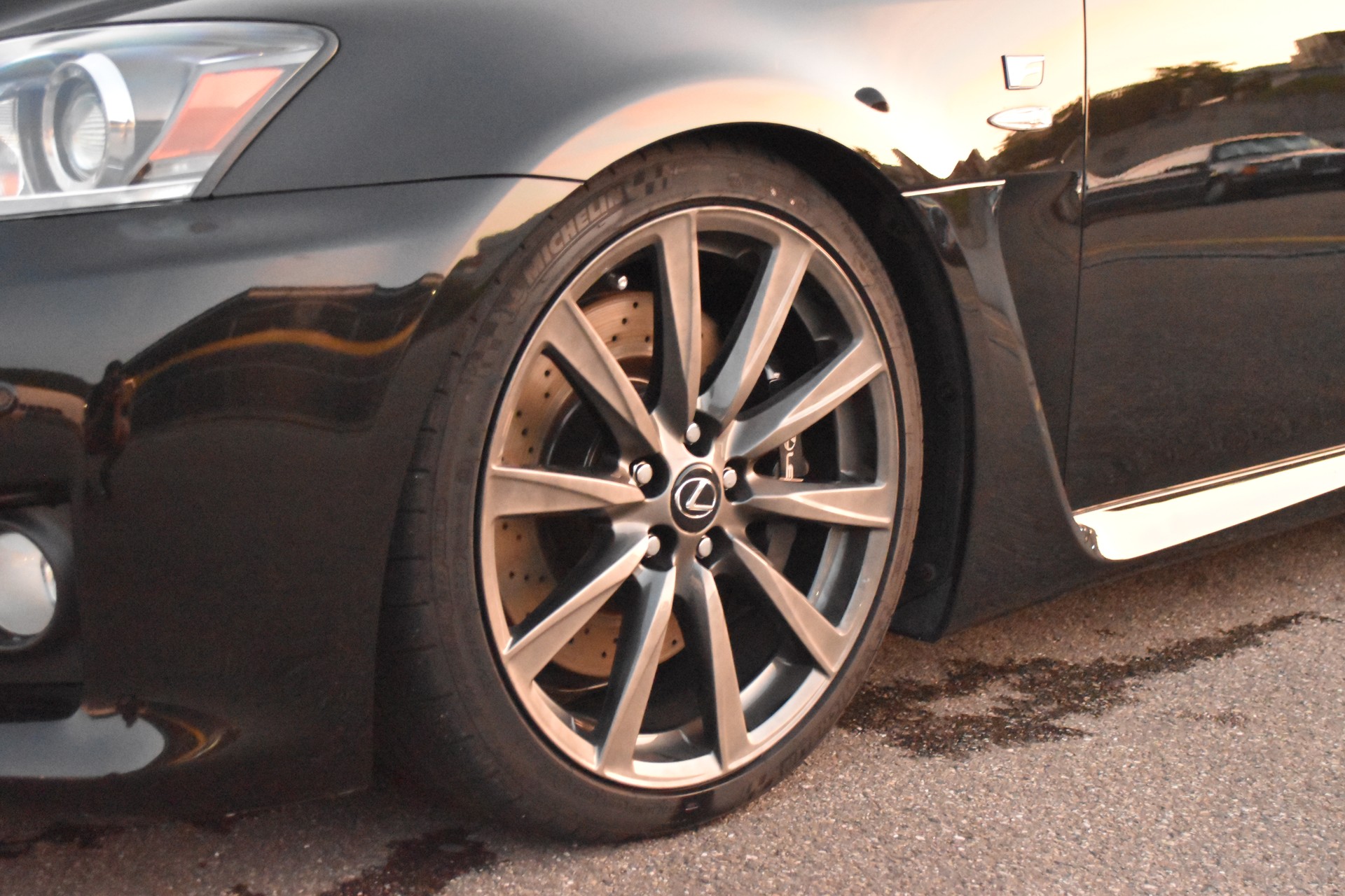 LEXUS IS-F-image-4