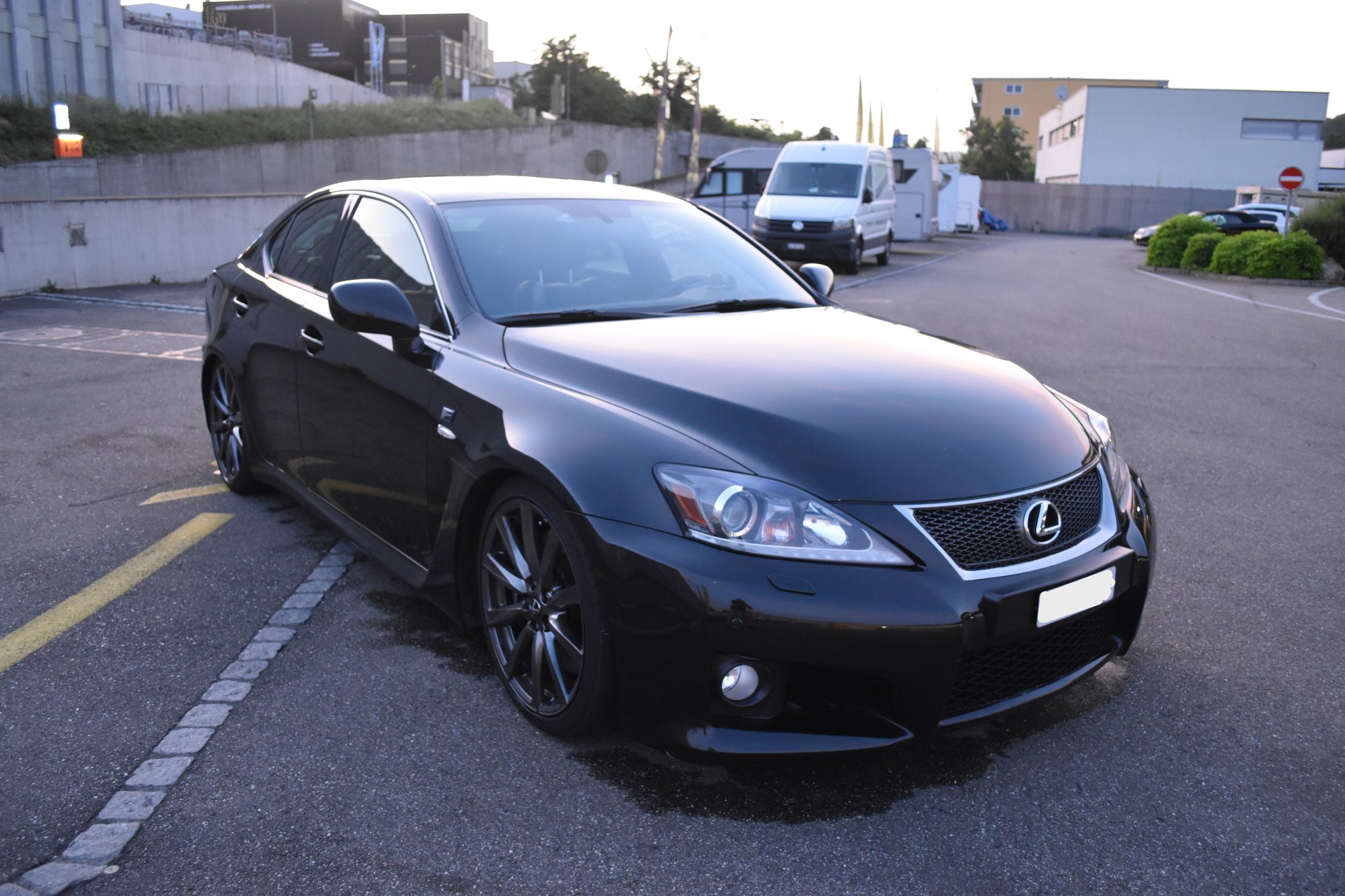 LEXUS IS-F-image-3