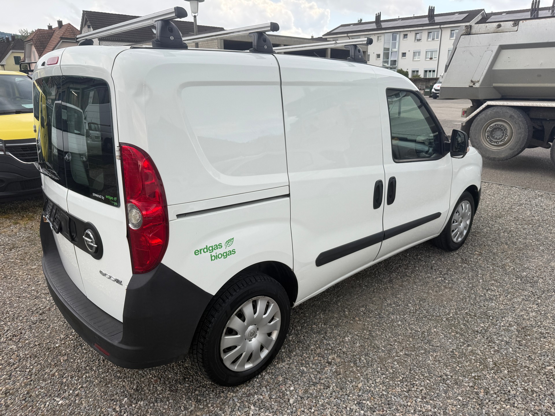 OPEL Combo 1.4 CNG Turbo ecoFLEX 2.4 L1H1-image-4