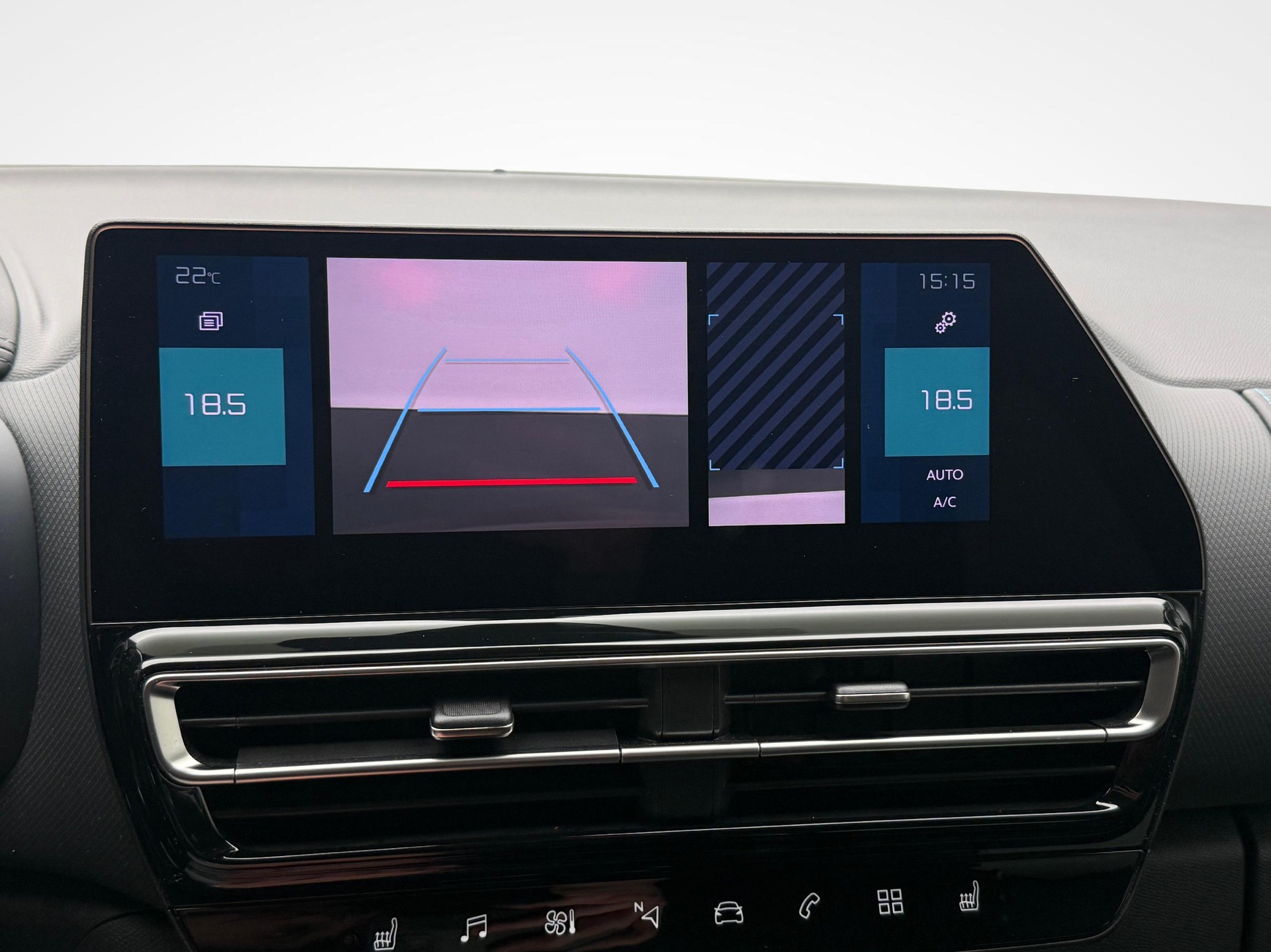 CITROEN C5 Aircross 1.2 Hybrid Swiss Edition-image-12