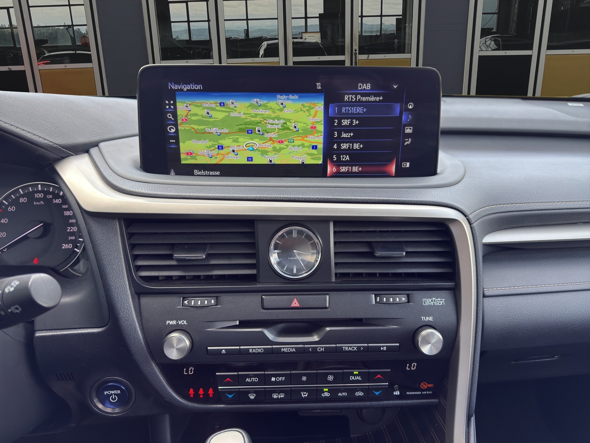 LEXUS RX 450h Excellence-image-15