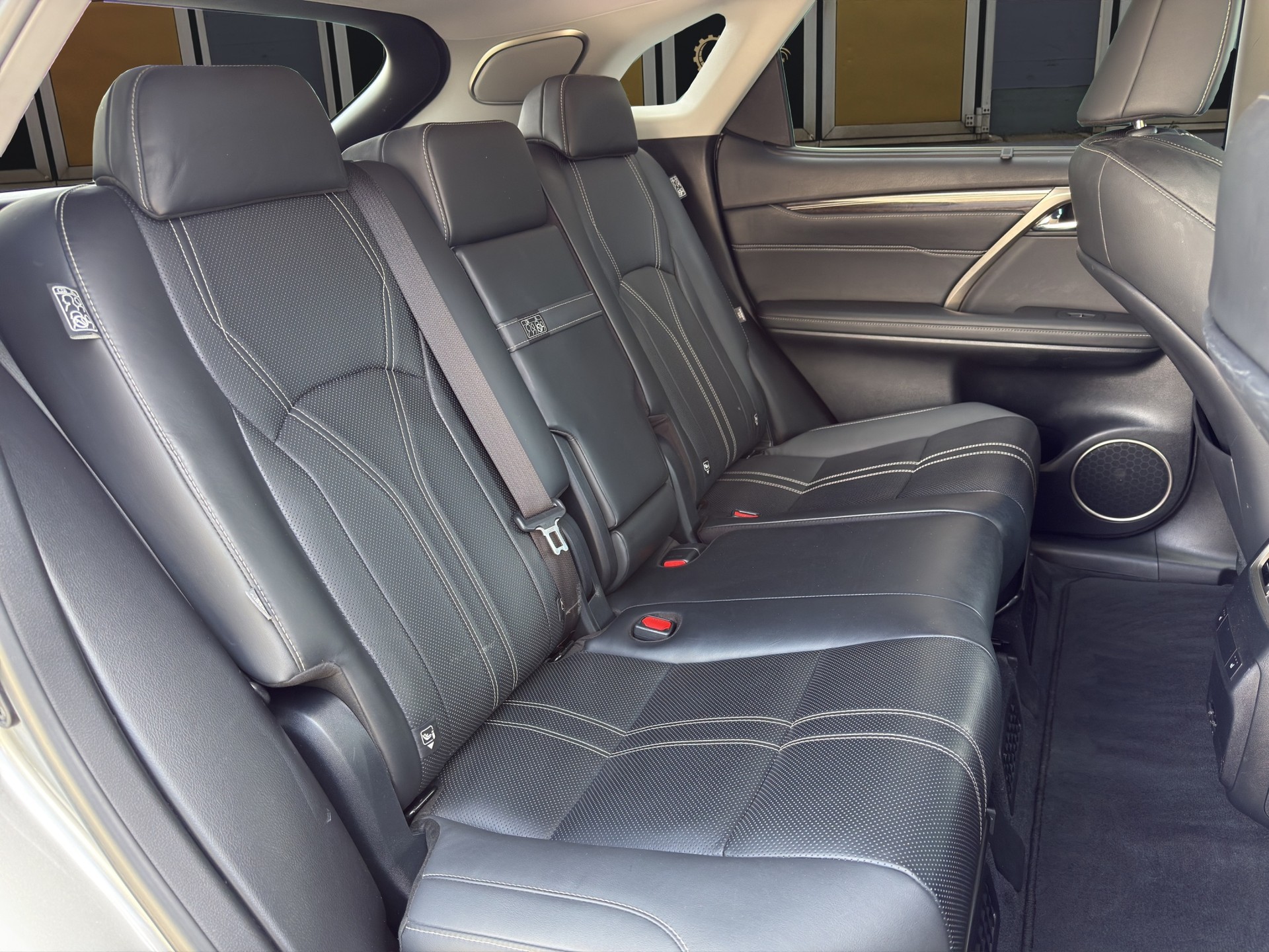 LEXUS RX 450h Excellence-image-13