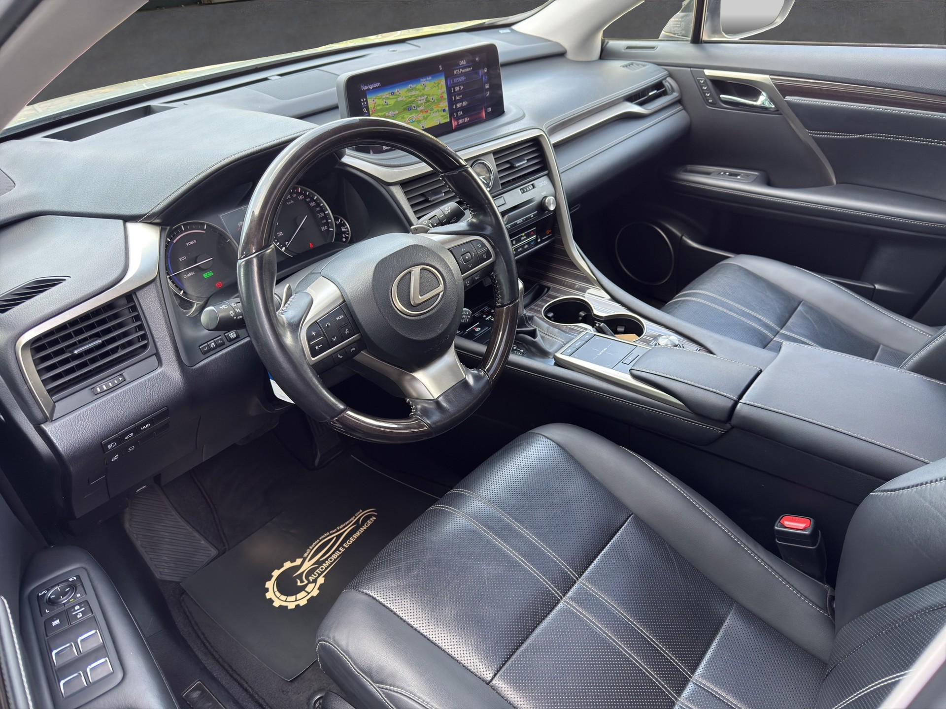 LEXUS RX 450h Excellence-image-8