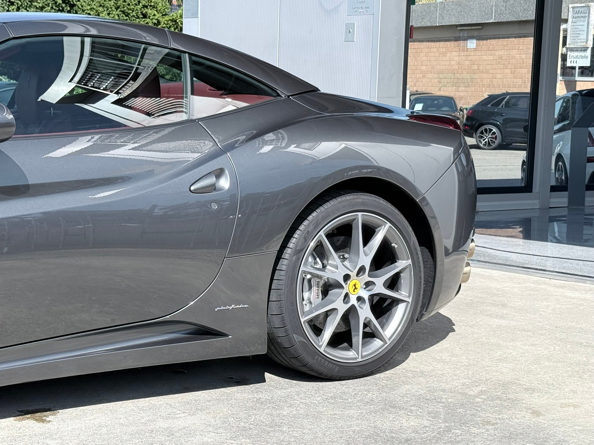 FERRARI California 4.3 V8-image-12