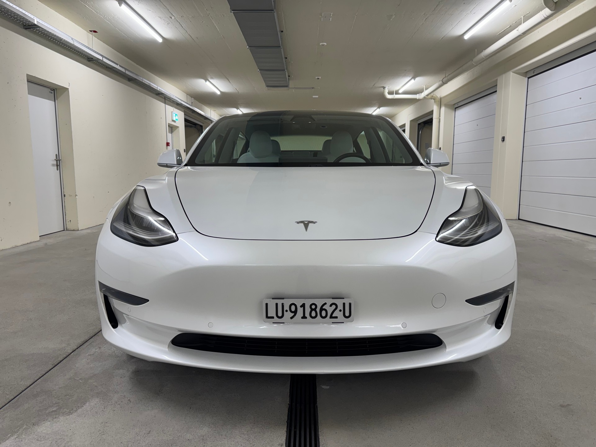 TESLA Model 3 Long Range Dual Motor AWD-image-11