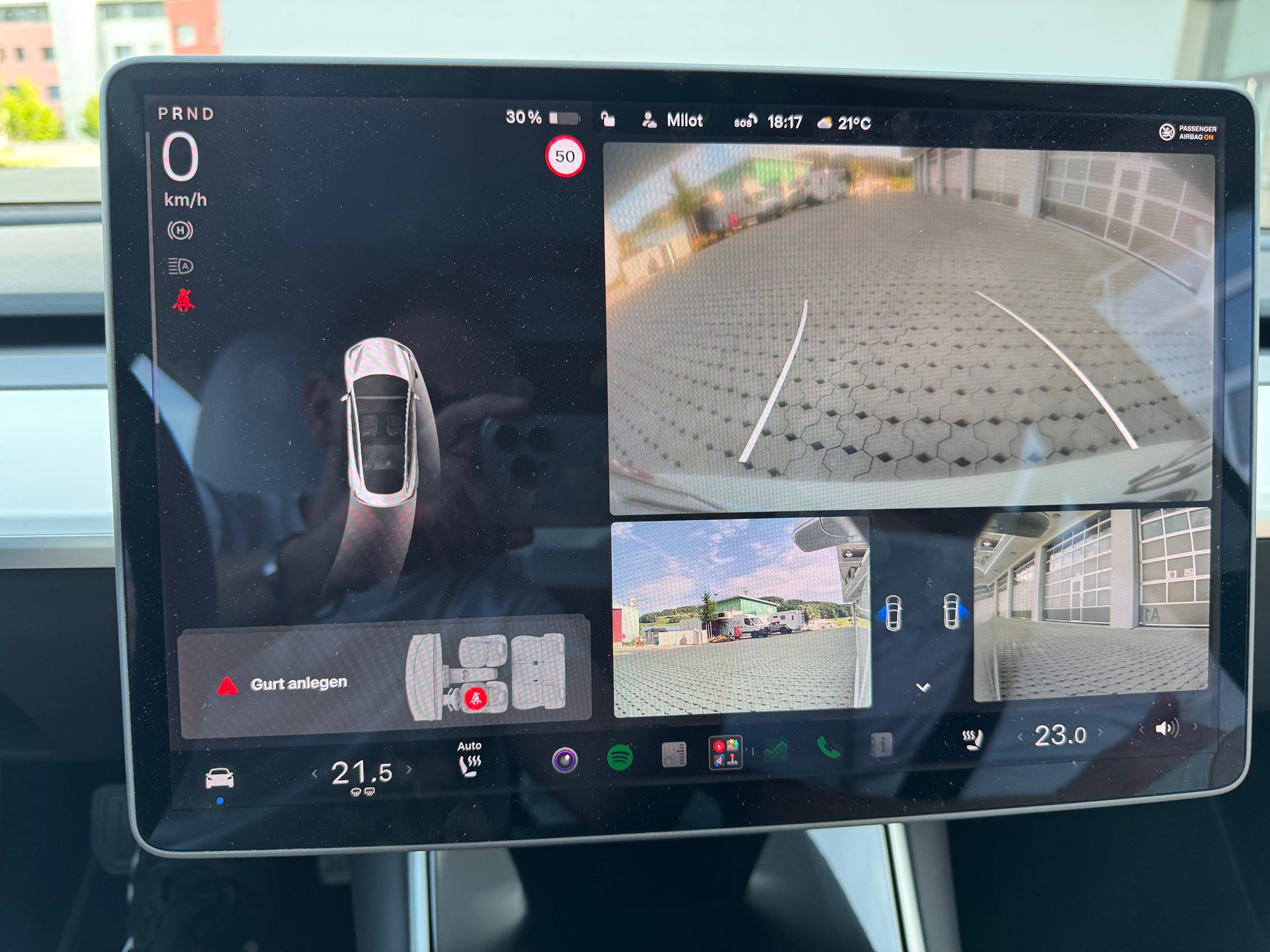 TESLA Model 3 Long Range Dual Motor AWD-image-21