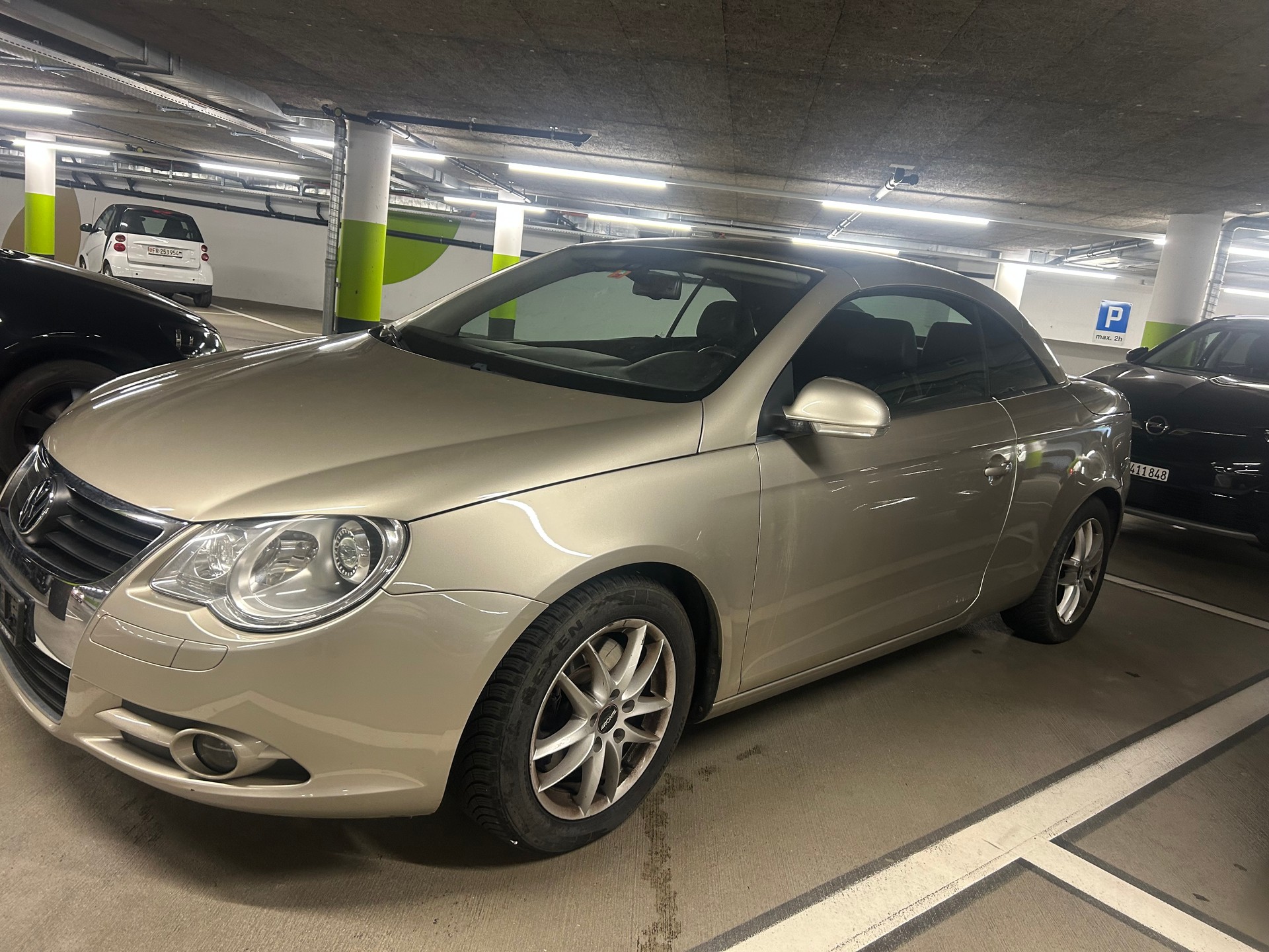 VW Eos 2.0 FSI Turbo-image-0