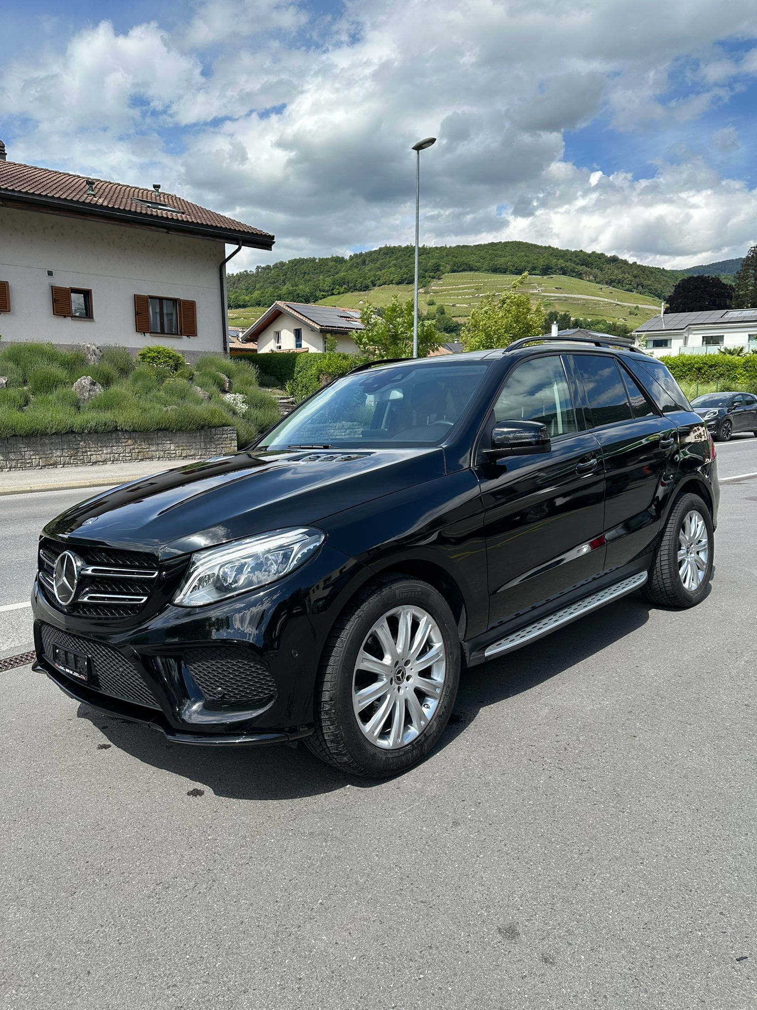 MERCEDES-BENZ GLE 350 d Executive 4Matic 9G-Tronic-image-2