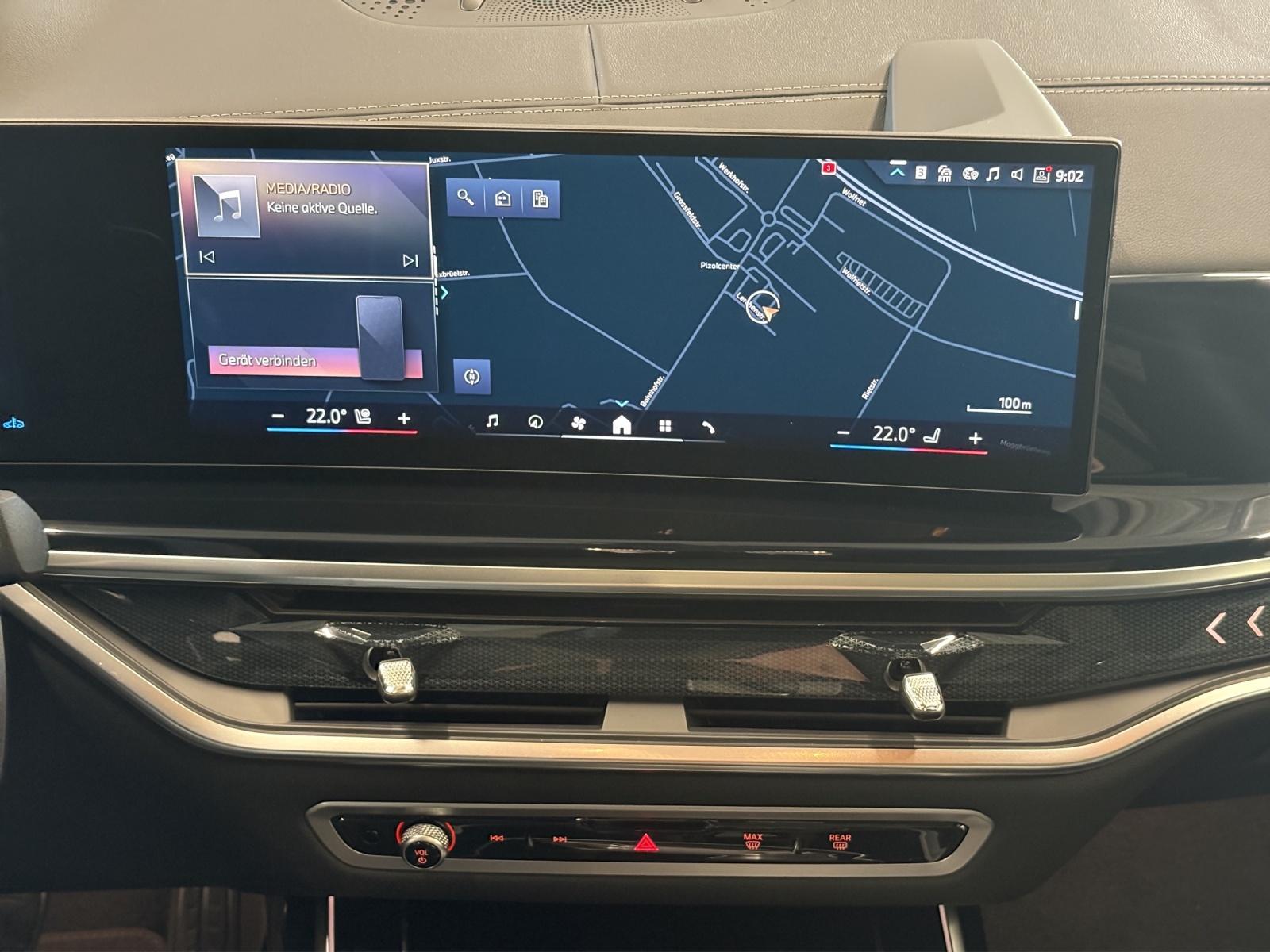 BMW X7 40d xDrive-image-11
