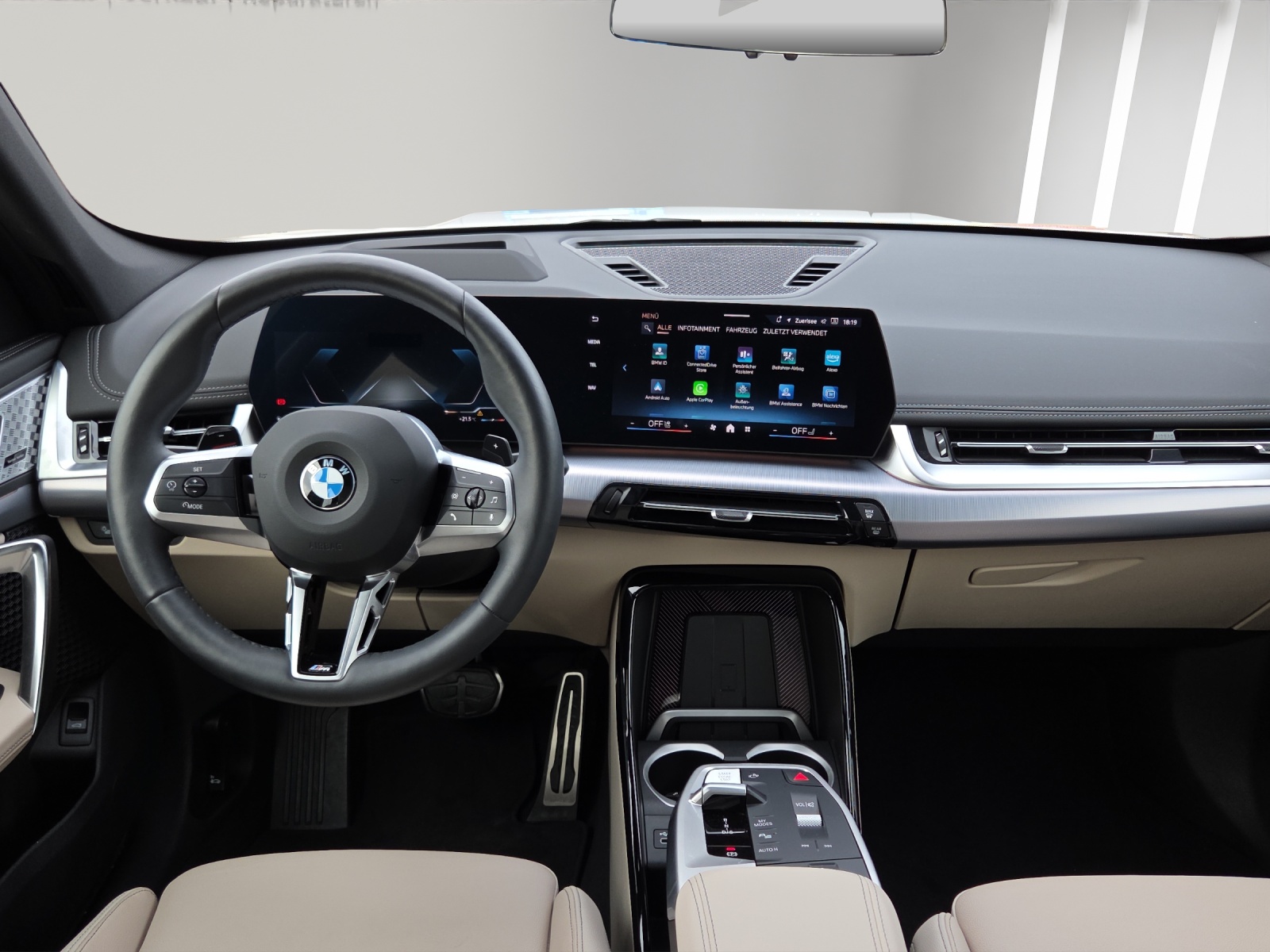 BMW X1 xDrive 23i 48V M Sport-image-6