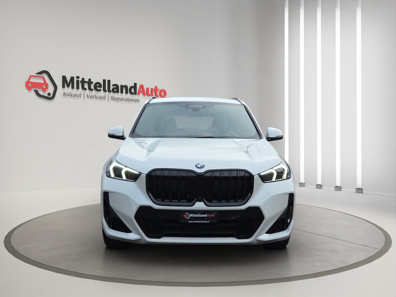 BMW X1 xDrive 23i 48V M Sport-image-1