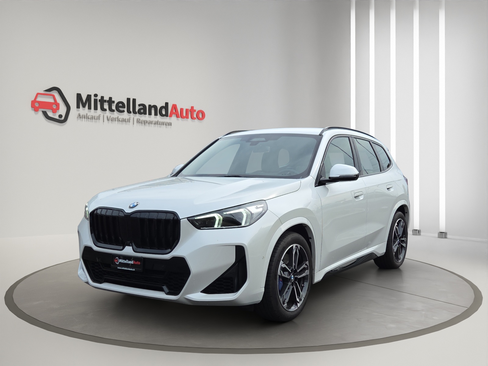 BMW X1 xDrive 23i 48V M Sport-image-0