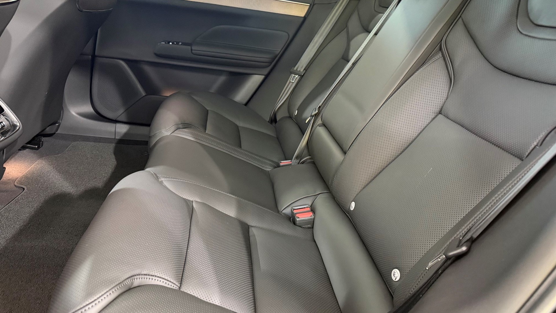VOLVO ES90 Twin Performance Ultra AW-image-6