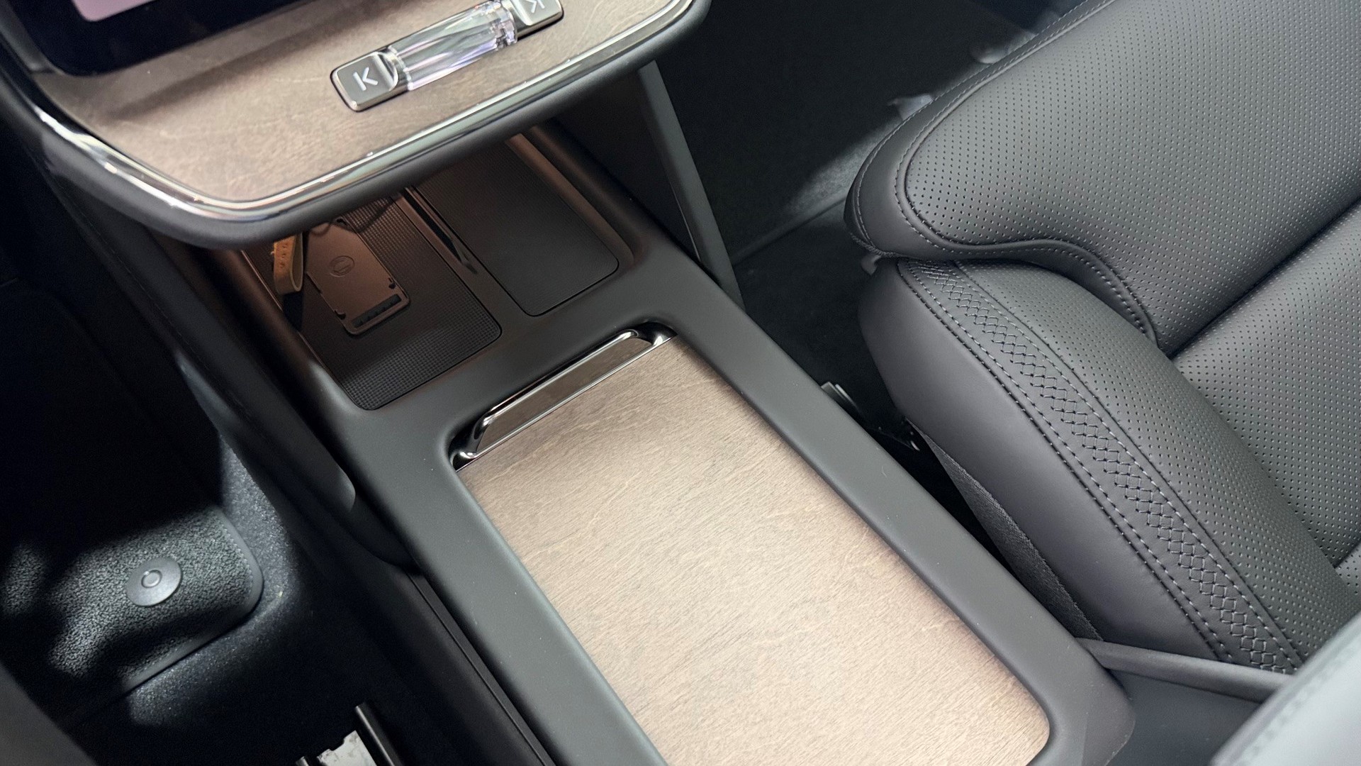 VOLVO ES90 Twin Performance Ultra AW-image-9