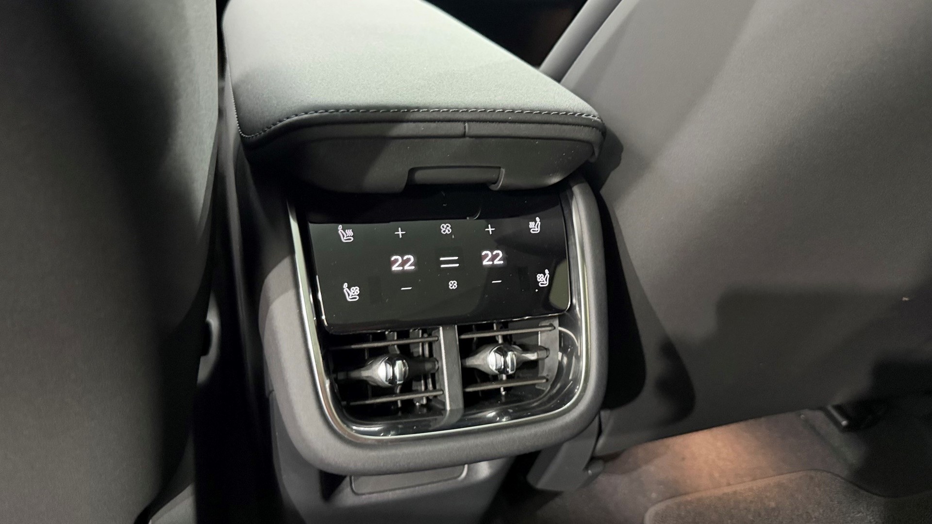 VOLVO ES90 Twin Performance Ultra AW-image-11