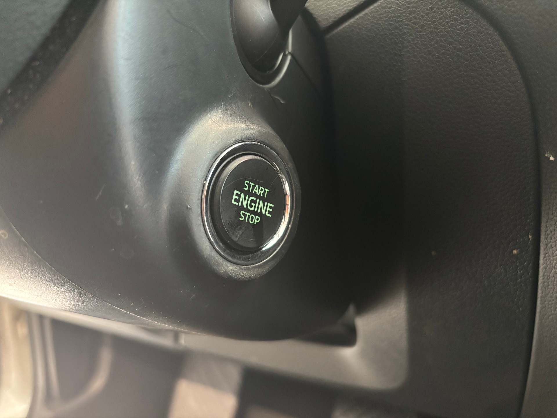 SKODA Octavia Combi 2.0 TDI Ambition DSG-image-13
