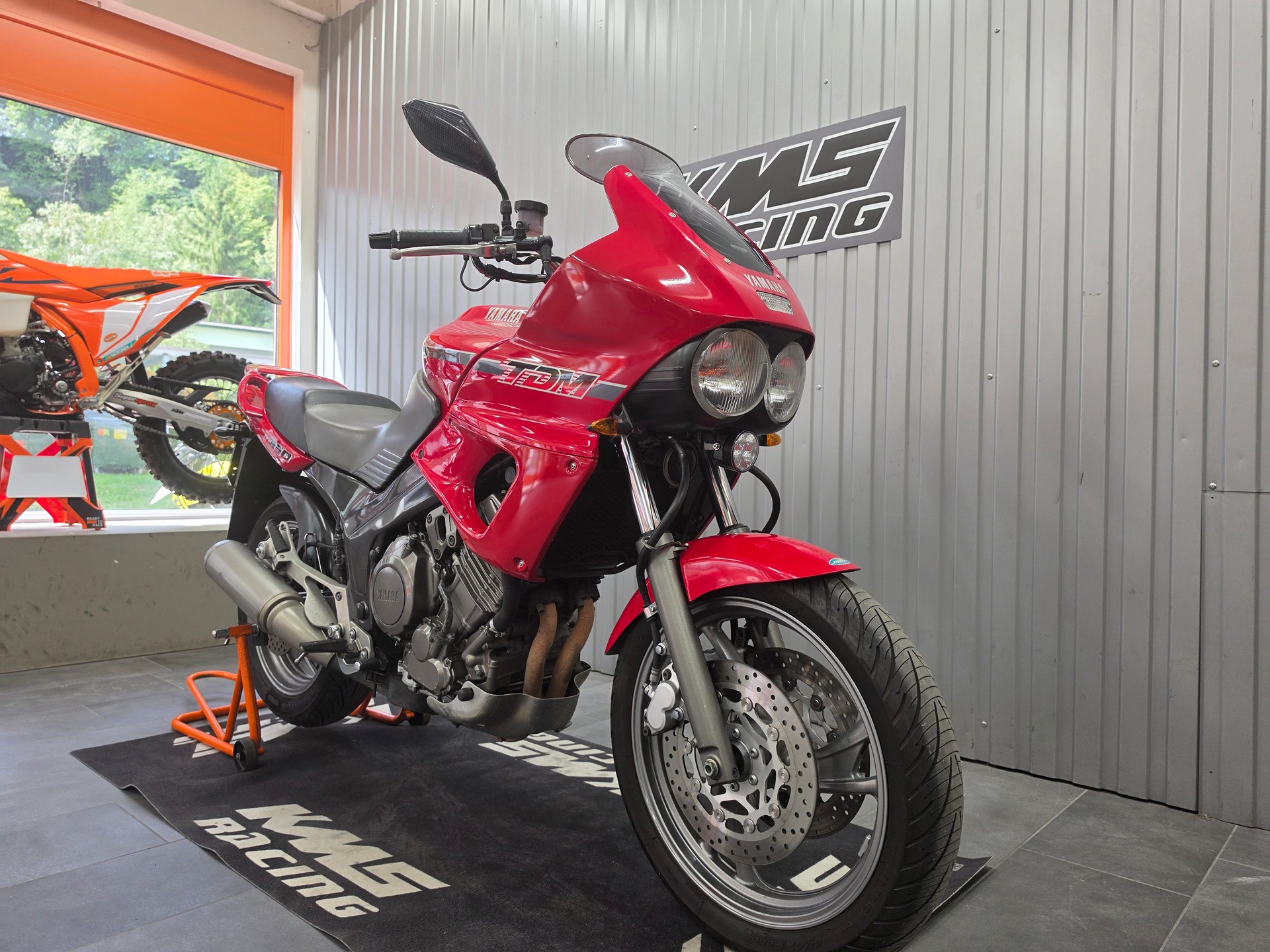 YAMAHA TDM 850-image-10