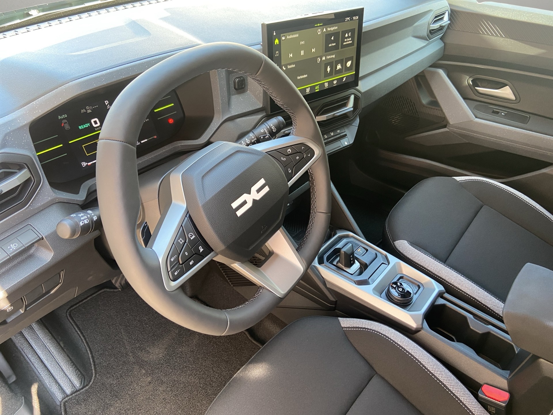 DACIA Duster TCe Hybrid 150 48V Journey 4x4-image-7