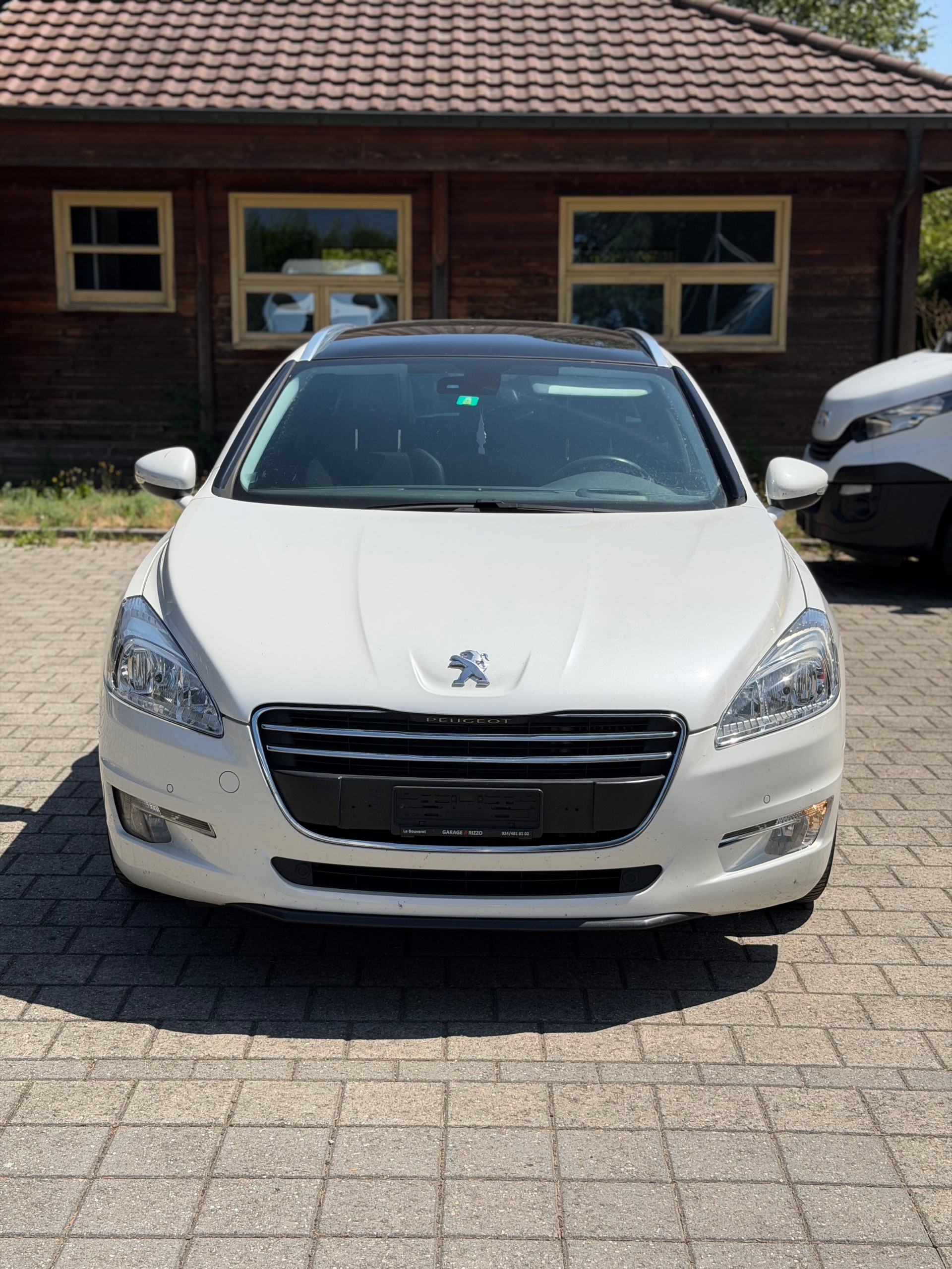 PEUGEOT 508 SW 2.0 HDI Business-image-1