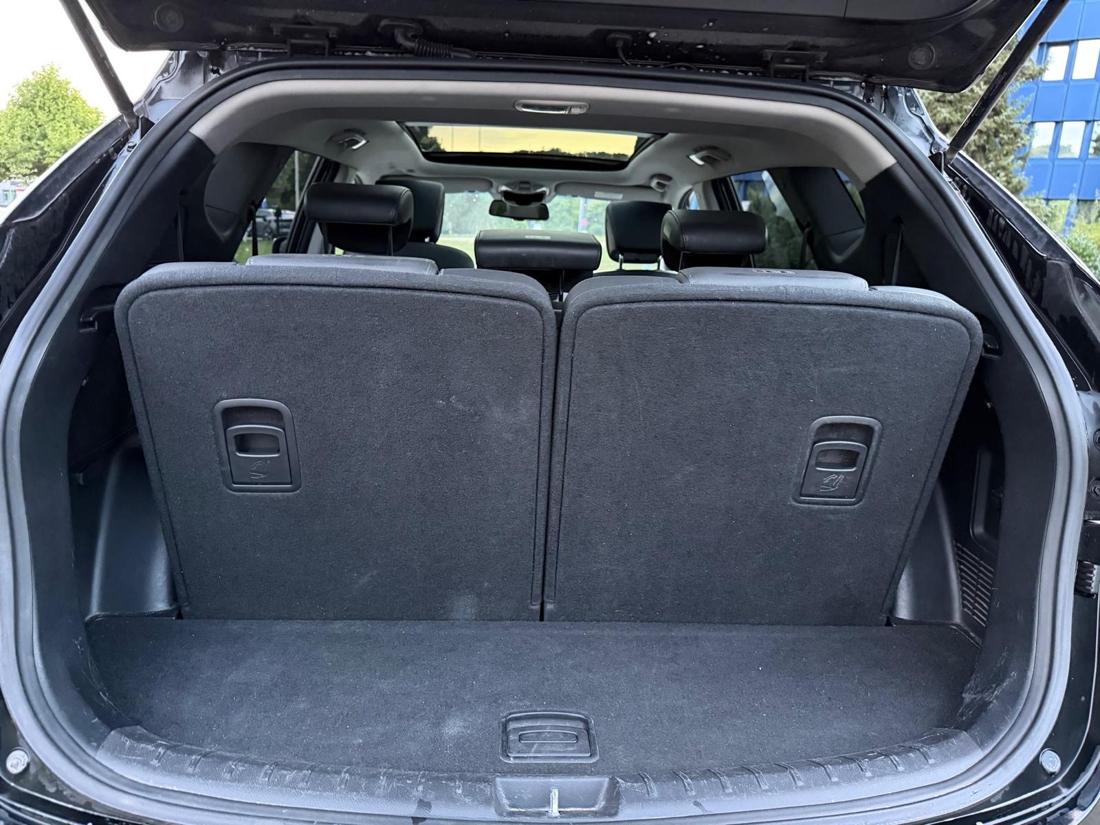 HYUNDAI Santa Fe 2.2 CRDI Style 4WD Automatic-image-14