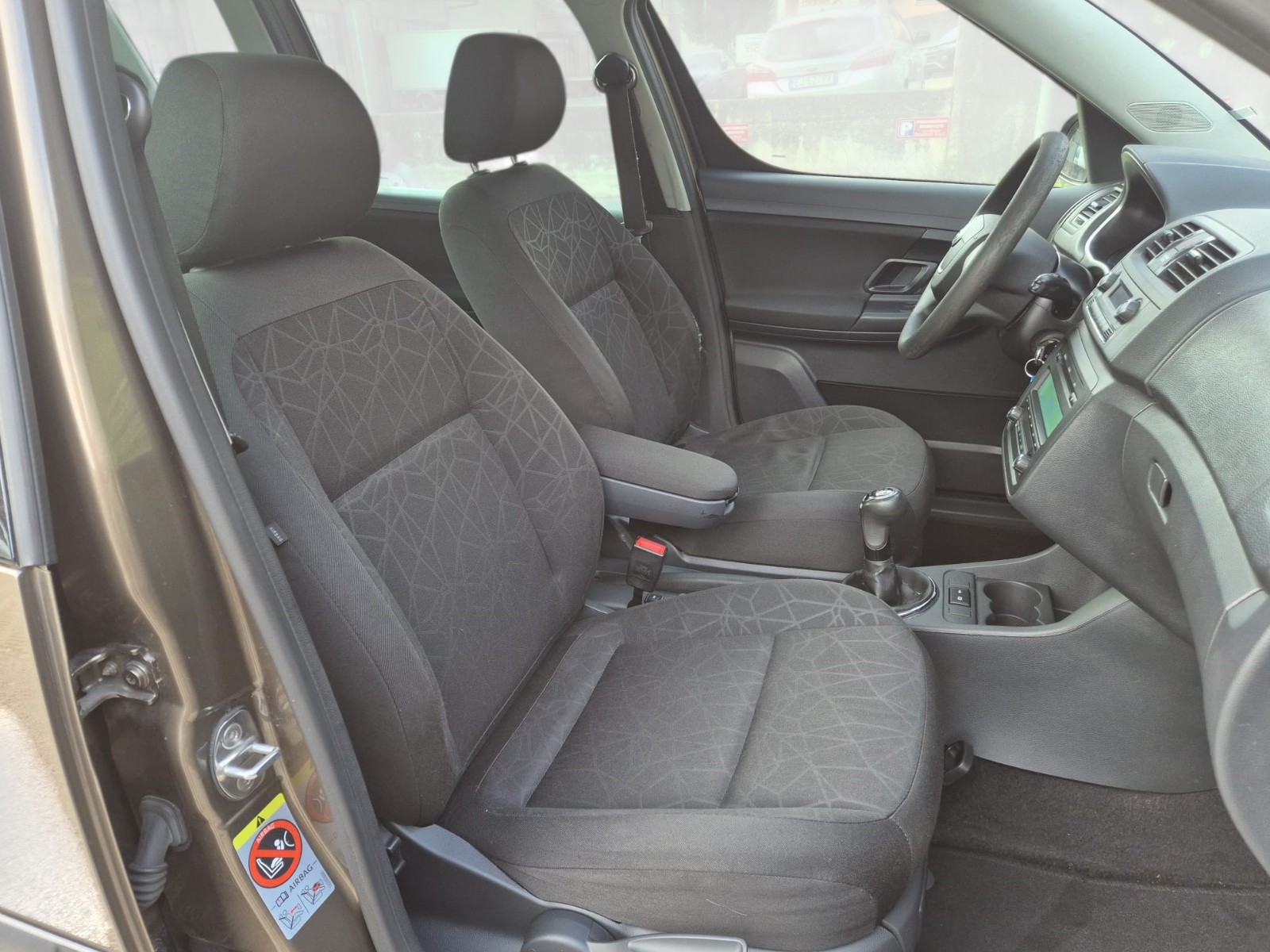 SKODA Roomster 1.2 TSI Style-image-15