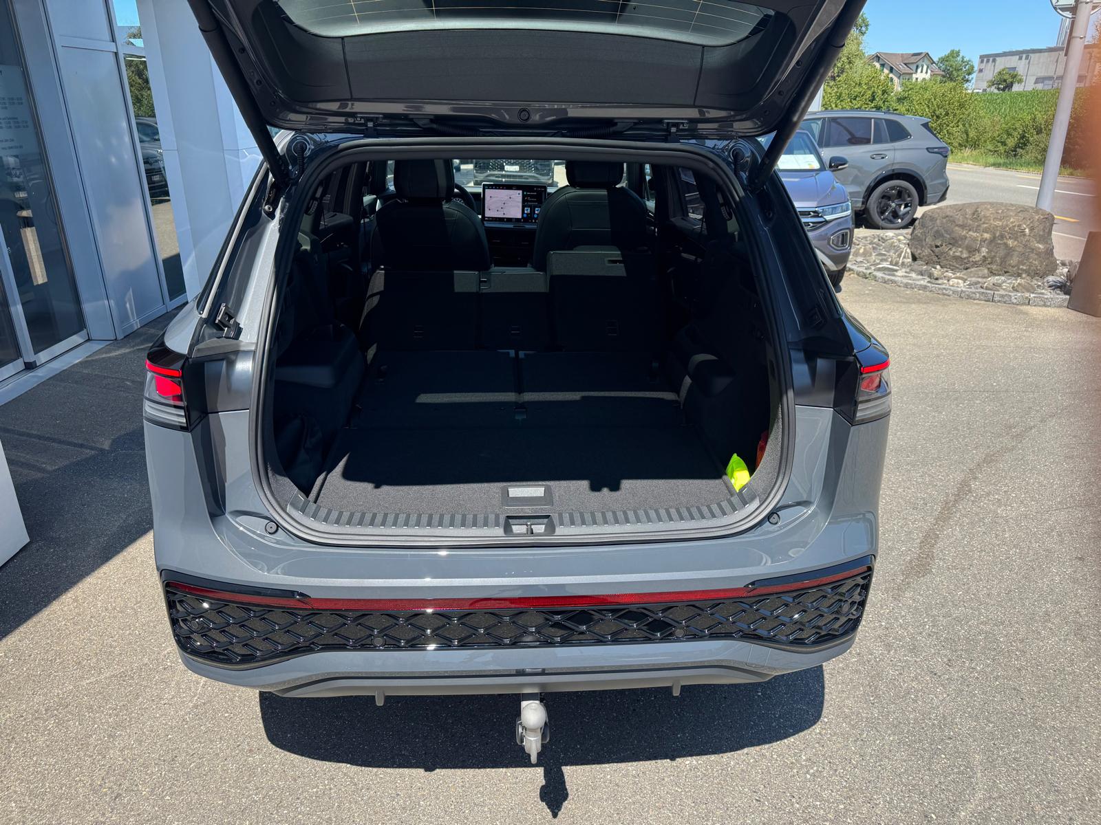 VW Tayron 2.0 TDI SCR R-Line United 4Motion DSG-image-4