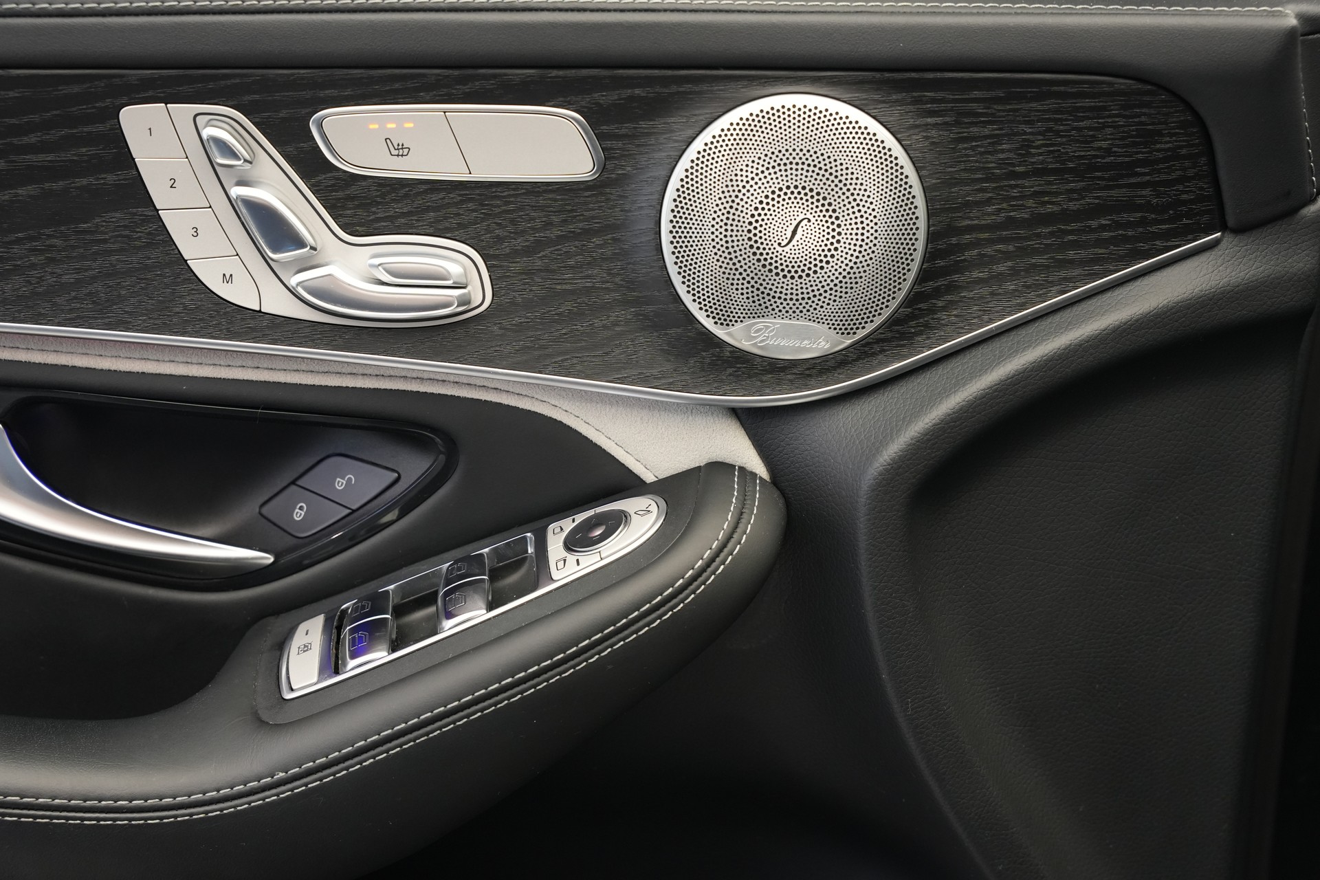 MERCEDES-BENZ GLC 63 S AMG 4Matic 9G-Tronic *CH-Fahrzeug* *Voll*-image-19