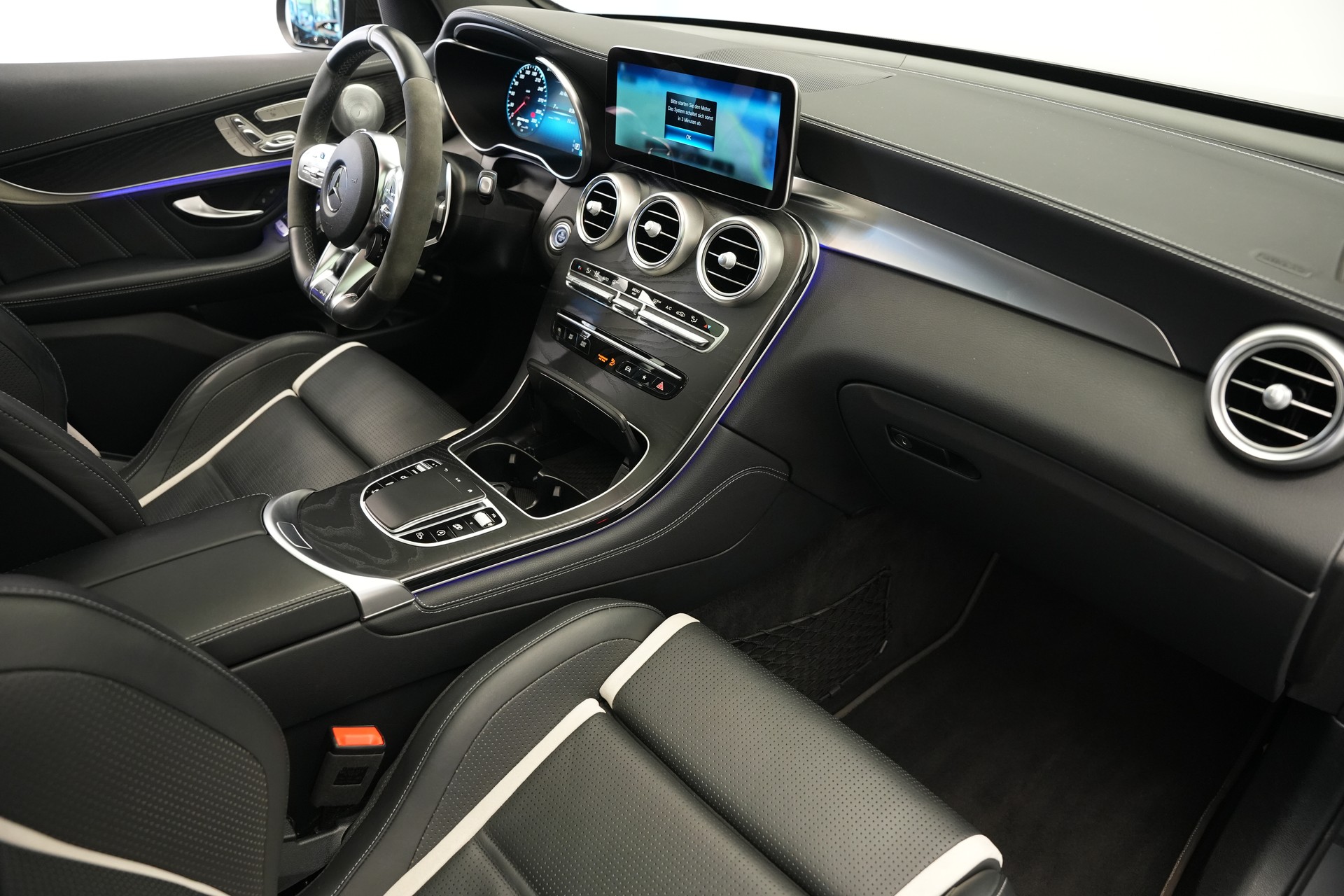 MERCEDES-BENZ GLC 63 S AMG 4Matic 9G-Tronic *CH-Fahrzeug* *Voll*-image-12