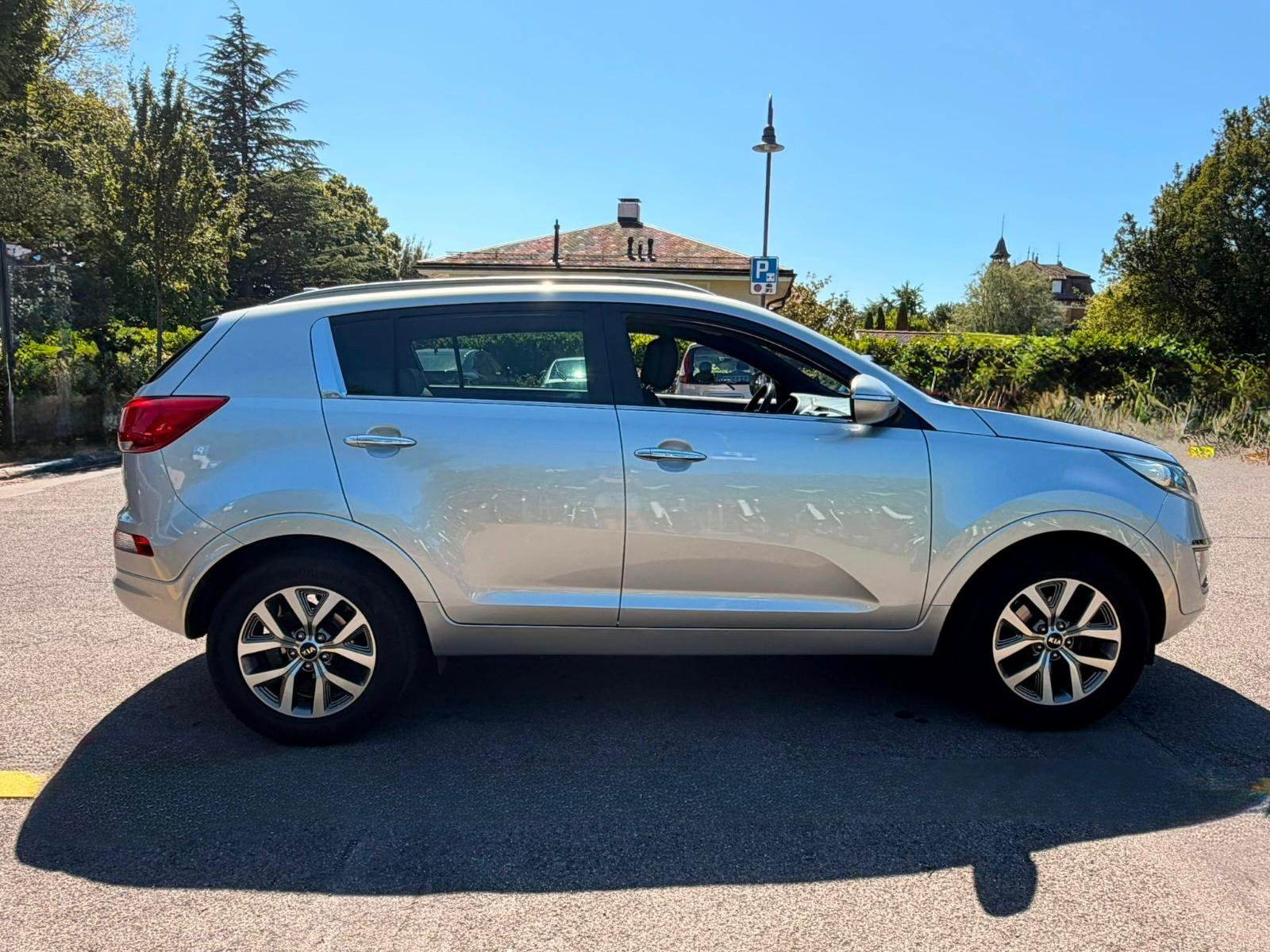 KIA Sportage 1.6 GDi Swiss Eco Edition 2WD-image-6