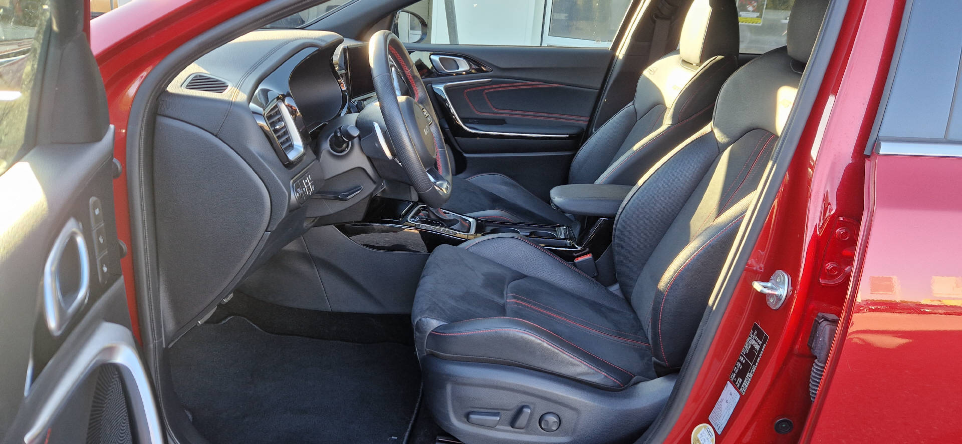 KIA ProCeed 1.6 T-GDi GT-image-5