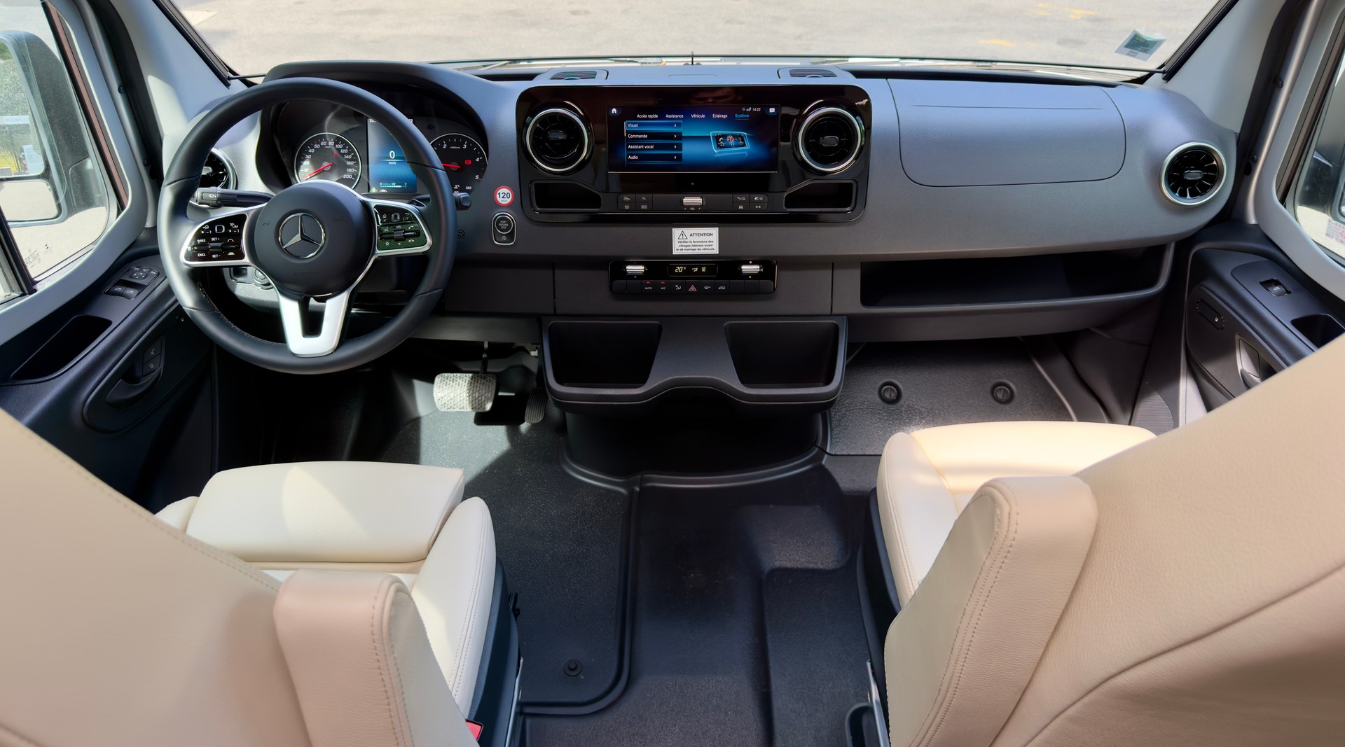 HYMER Grand Canyon S 4x4-image-8