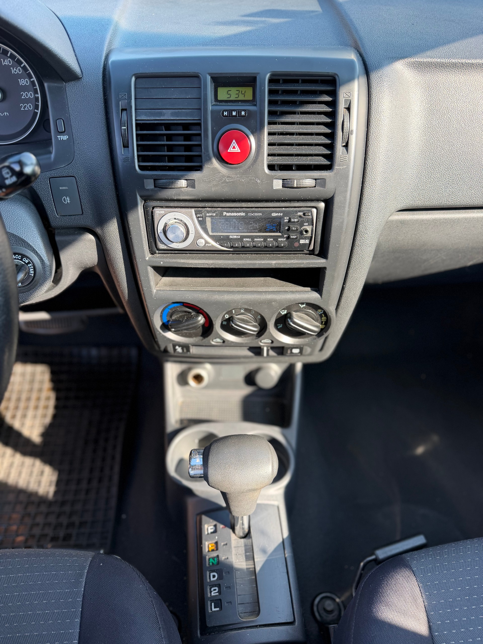 HYUNDAI Getz 1.6 Champion-image-17