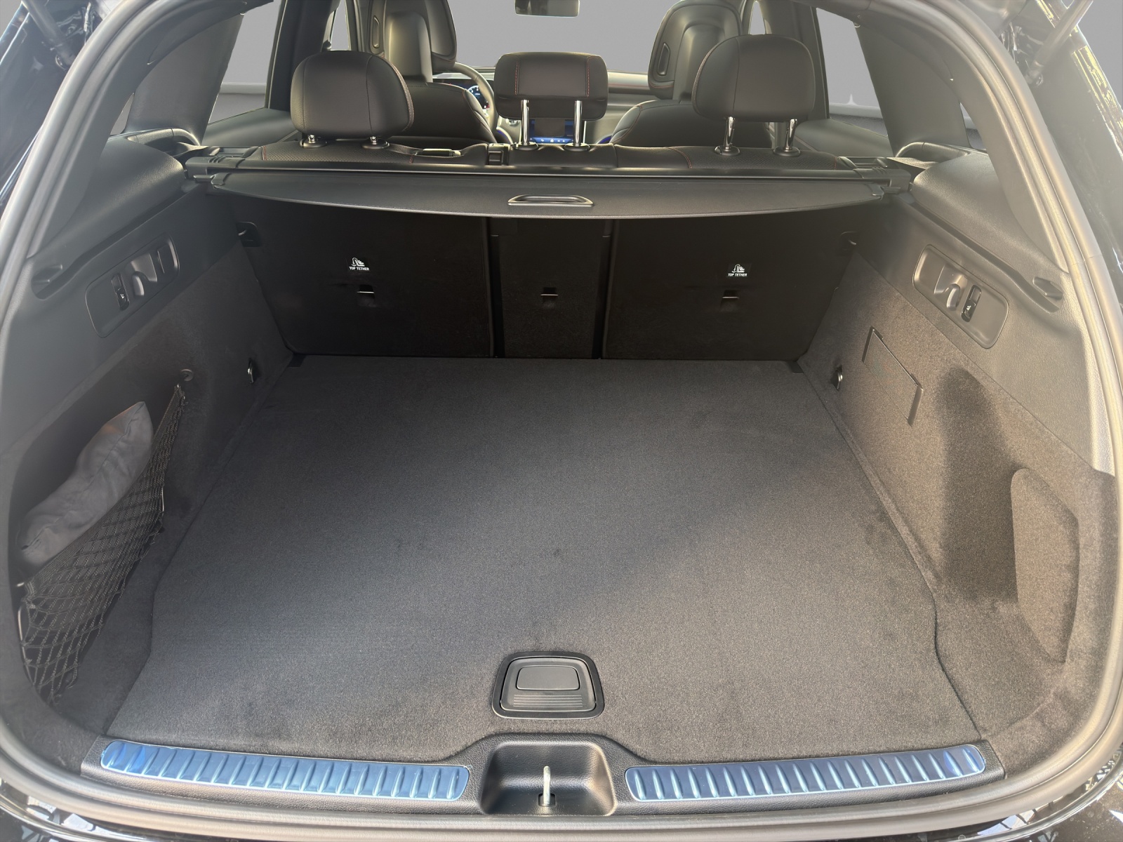 MERCEDES-BENZ GLC 53 AMG 4Matic+ 9G-Tronic-image-14