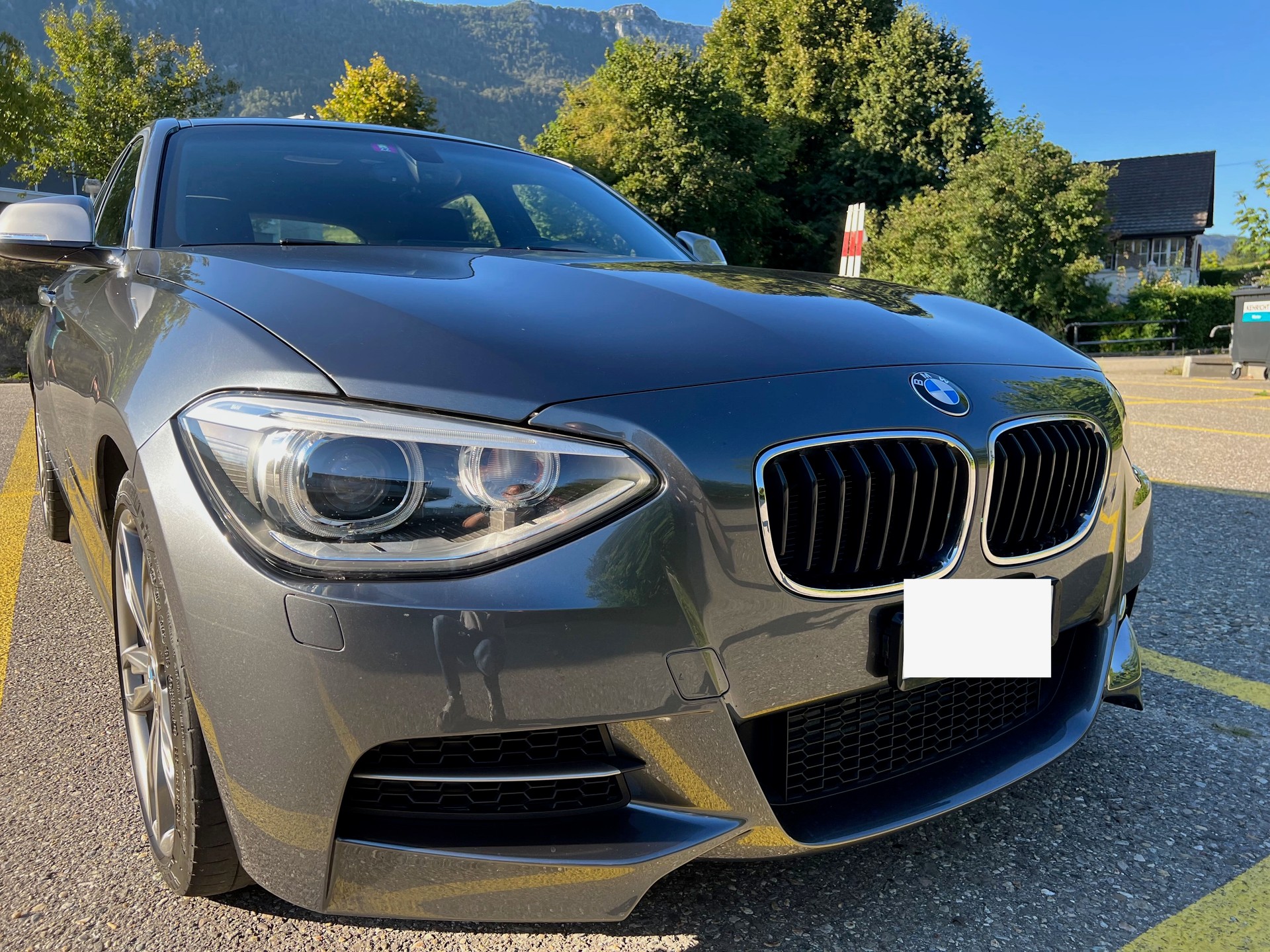 BMW M135i xDrive-image-0