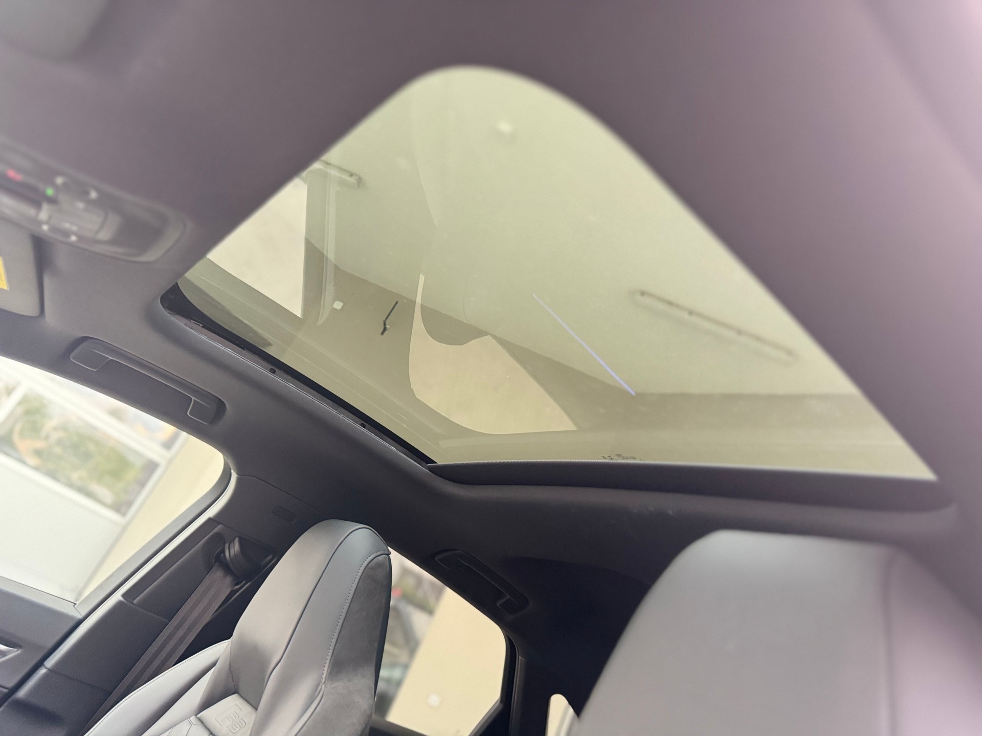 AUDI RS Q3 Sportback quattro S tronic-image-11