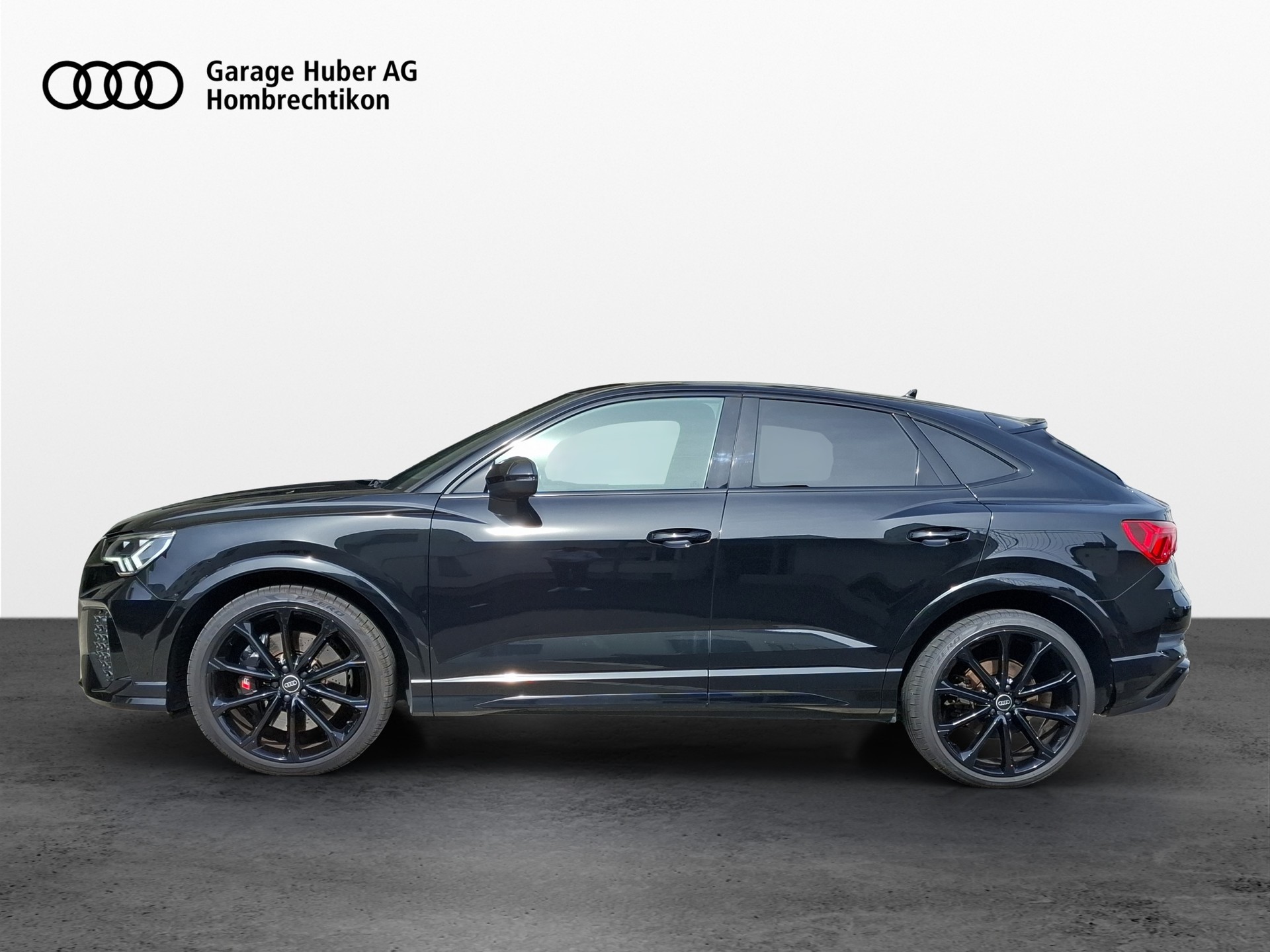 AUDI RS Q3 Sportback quattro S tronic-image-1