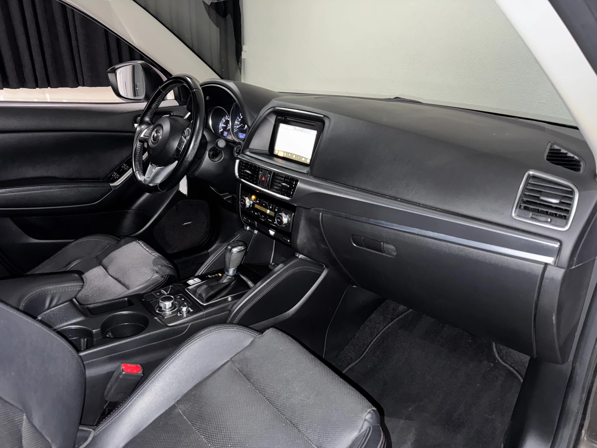 MAZDA CX-5 2.5 Revolution AWD Skyactive-G Automatic-image-8