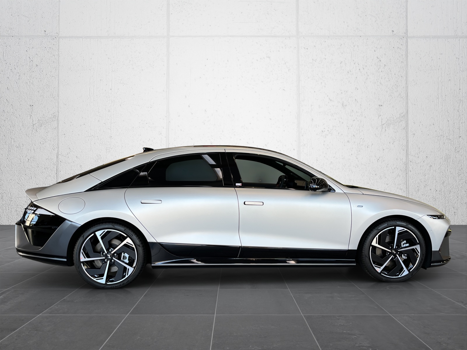 HYUNDAI Ioniq 6 84kWh N Line 4WD-image-6