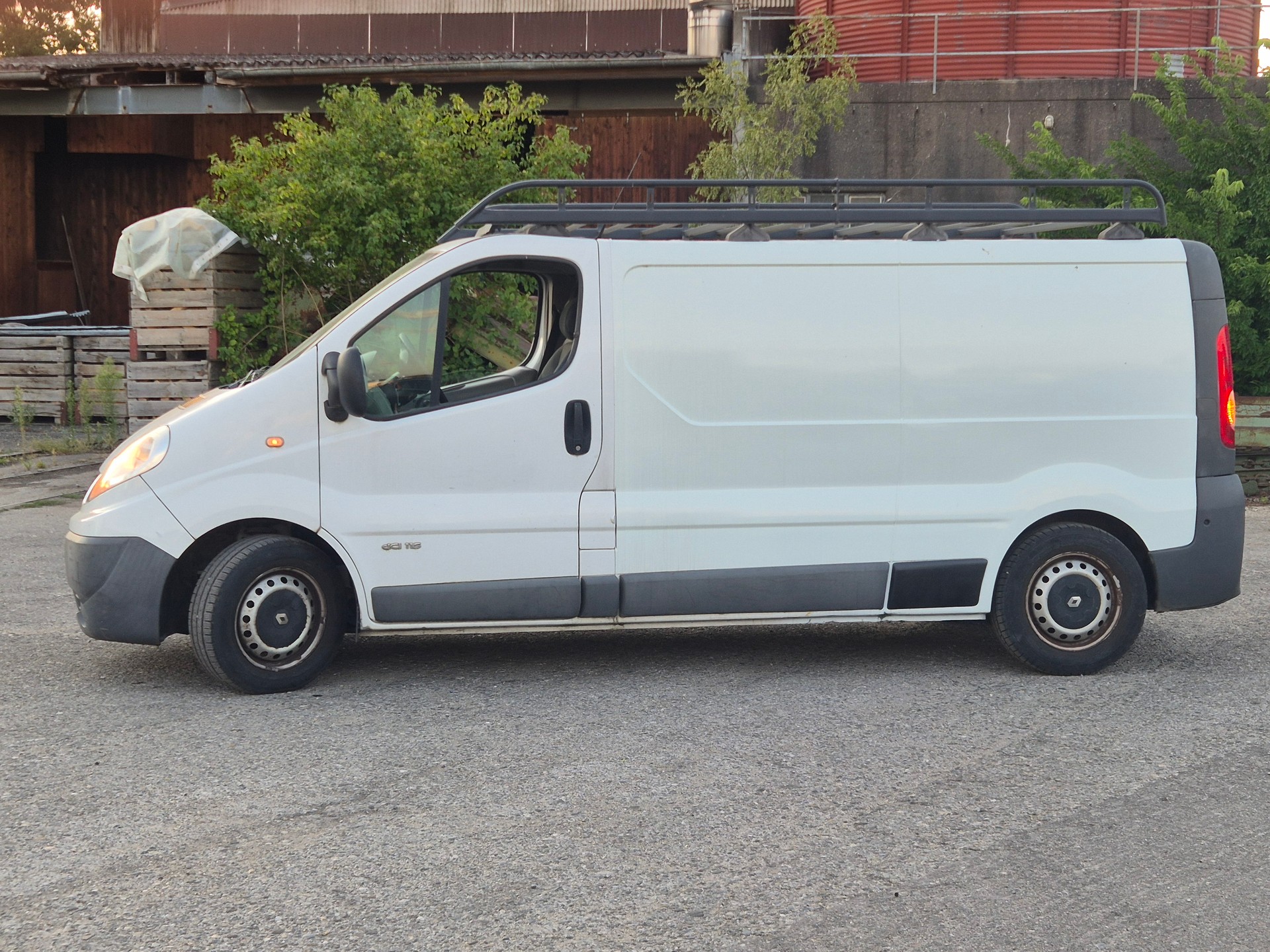 RENAULT Trafic 2.0 91'000km Frisch MFK Diesel Klima-image-3