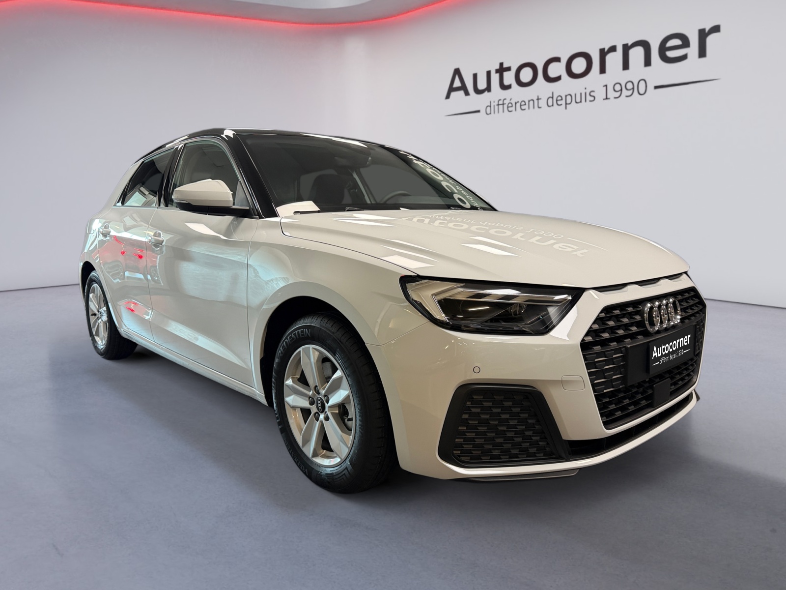 AUDI A1 Sportback 30 TFSI Attraction S-tronic-image-0