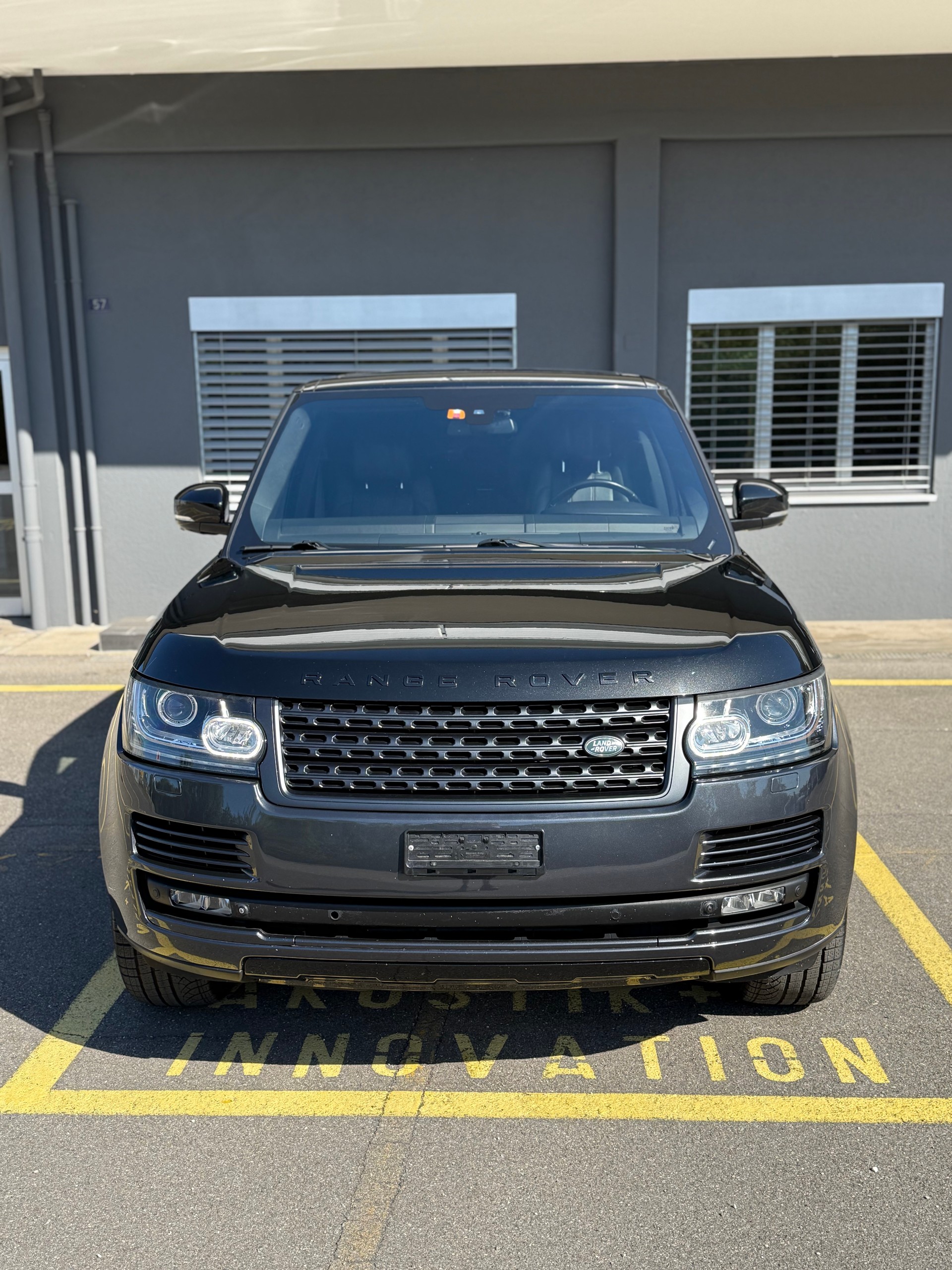 LAND ROVER Range Rover 3.0 TDV6 HSE Automatic-image-3