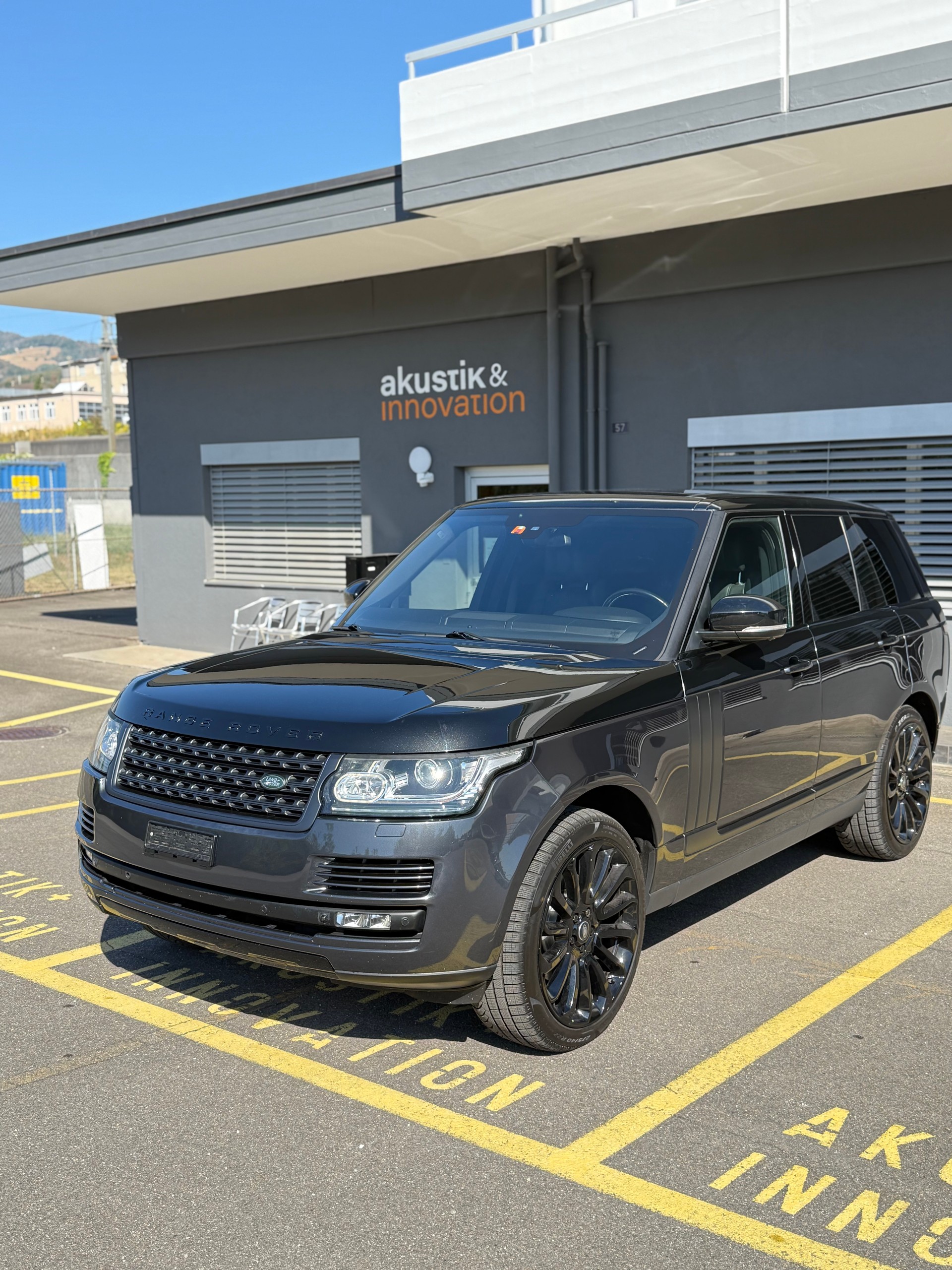 LAND ROVER Range Rover 3.0 TDV6 HSE Automatic-image-0