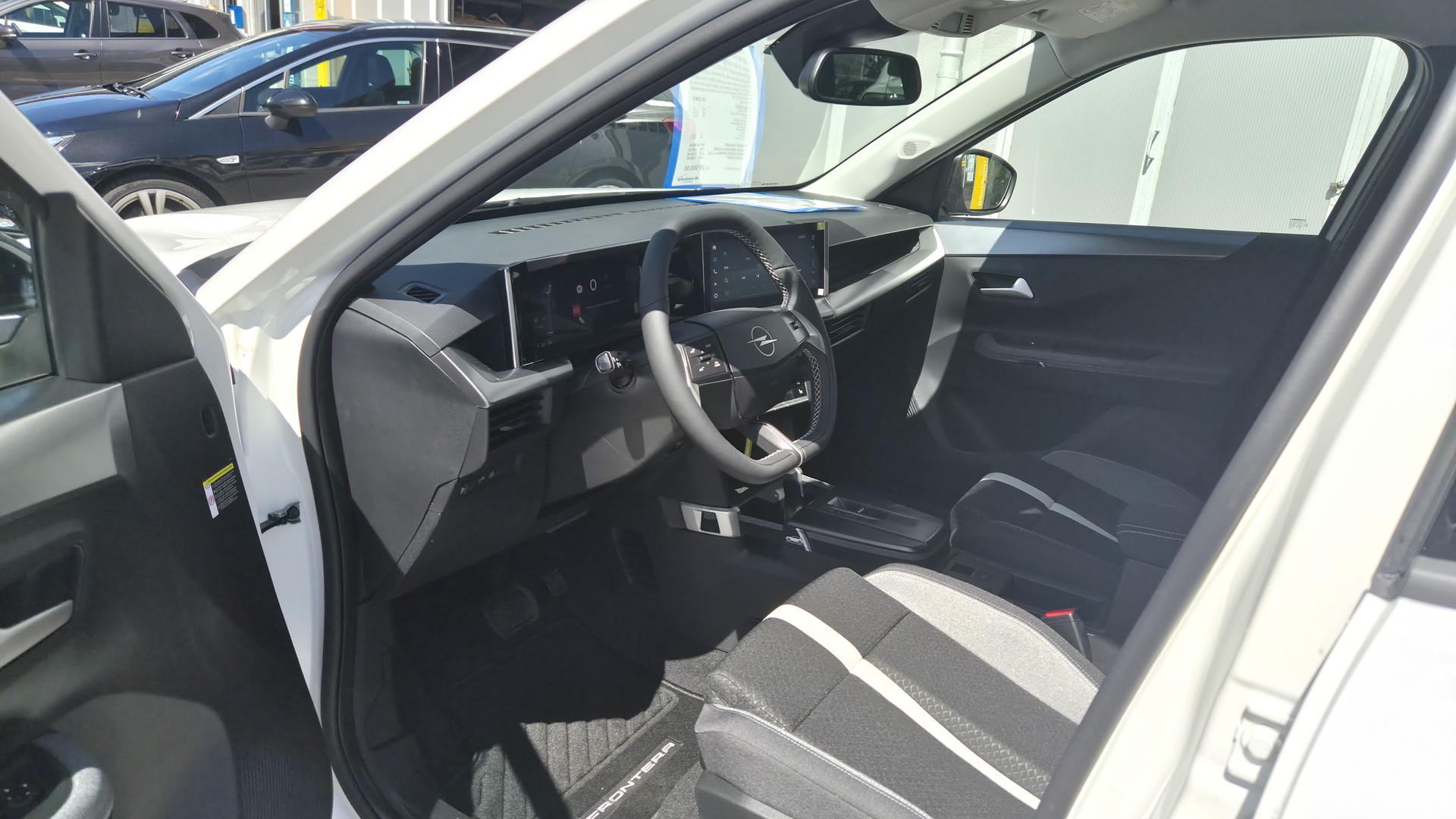 OPEL Frontera 1.2i MHEV GS-image-12