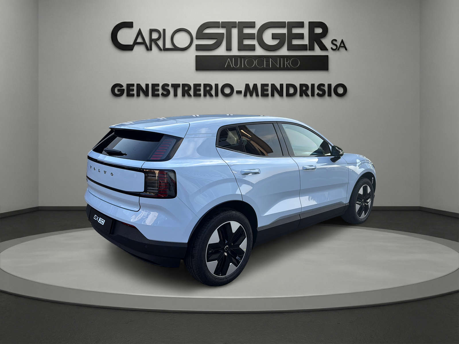 VOLVO EX30 P5 69 kWh Long Range Plus-image-13