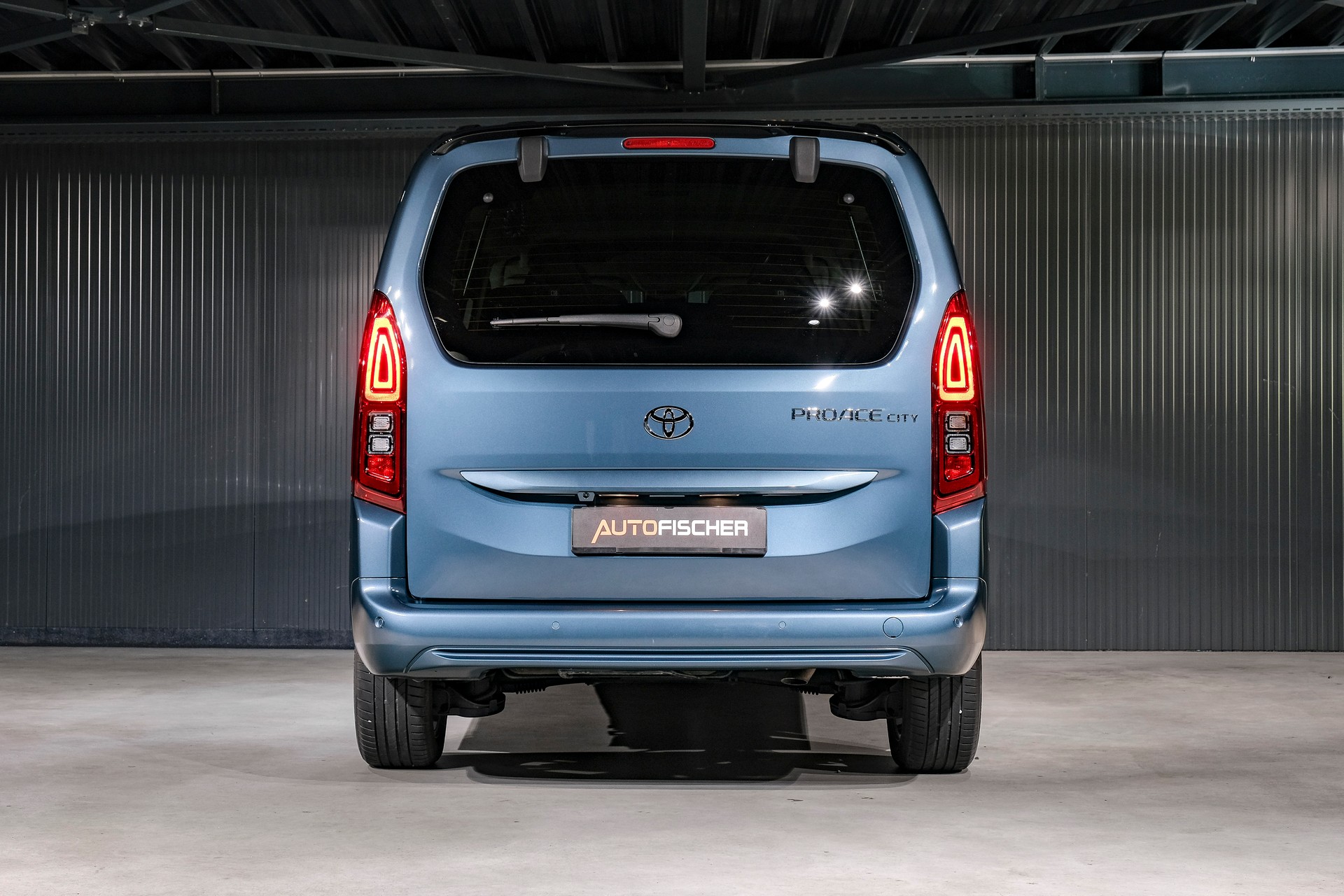 TOYOTA Proace City Verso 1.5 Trend L2 Automatik-image-5